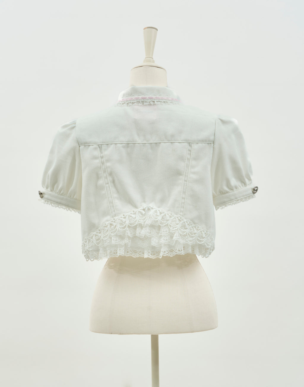 AVENCHUMU Lace frill bijou button denim jacket