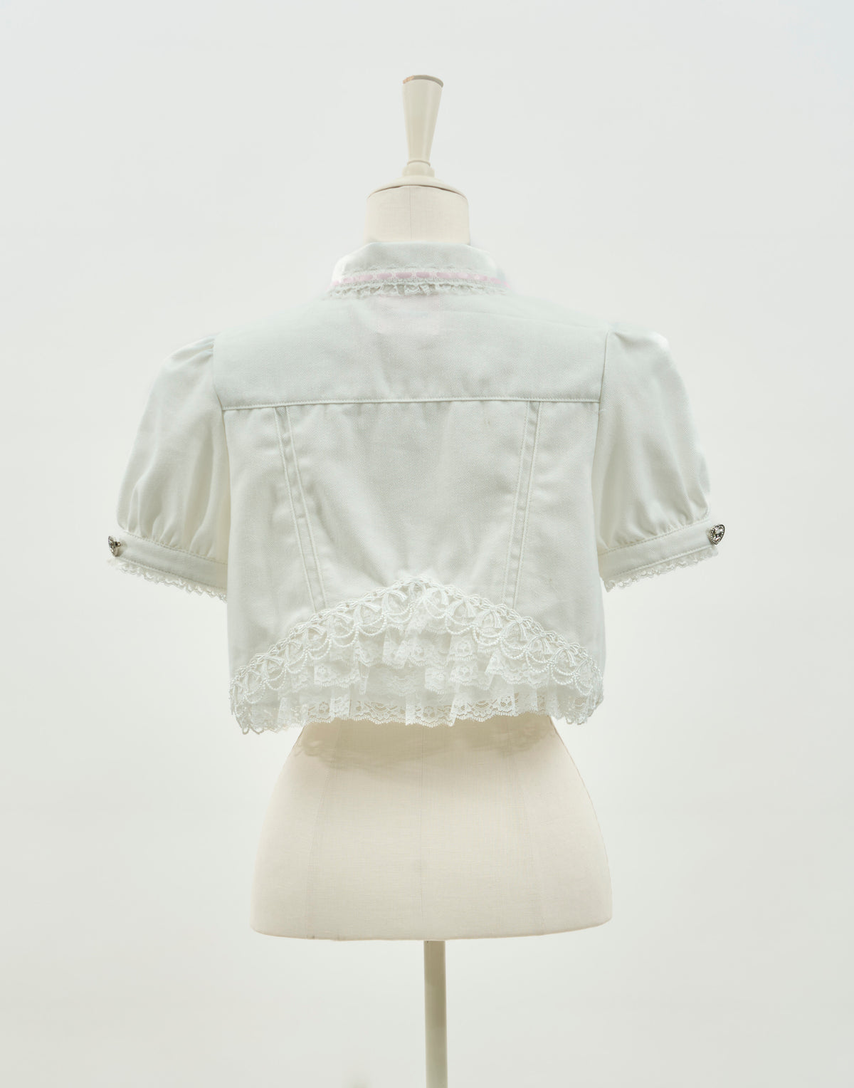 AVENCHUMU Lace frill bijou button denim jacket