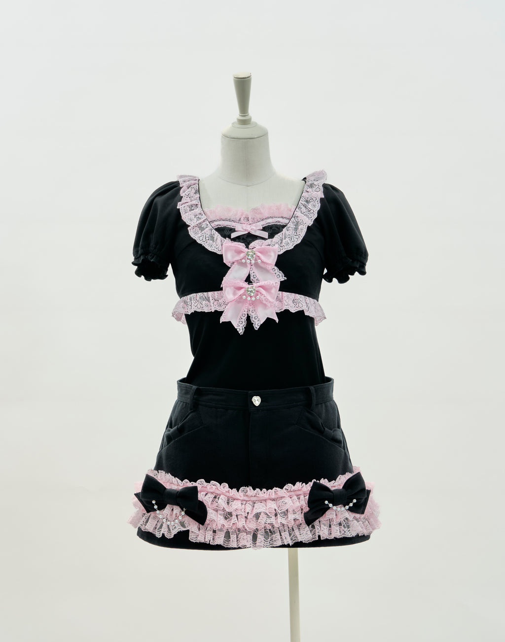 AVENCHUMU Lacy heart camisole ＆cardigan ensemble