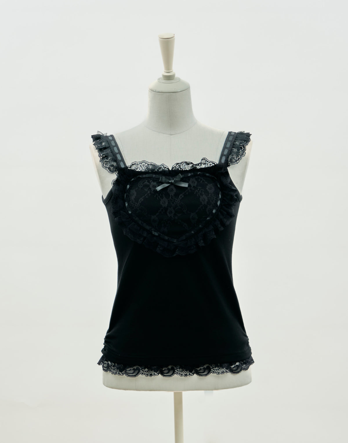 AVENCHUMU Lacy heart camisole ＆cardigan ensemble
