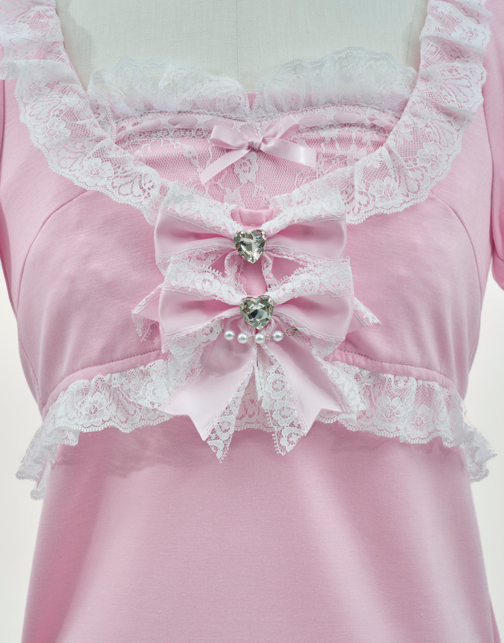 AVENCHUMU Lacy heart camisole ＆cardigan ensemble