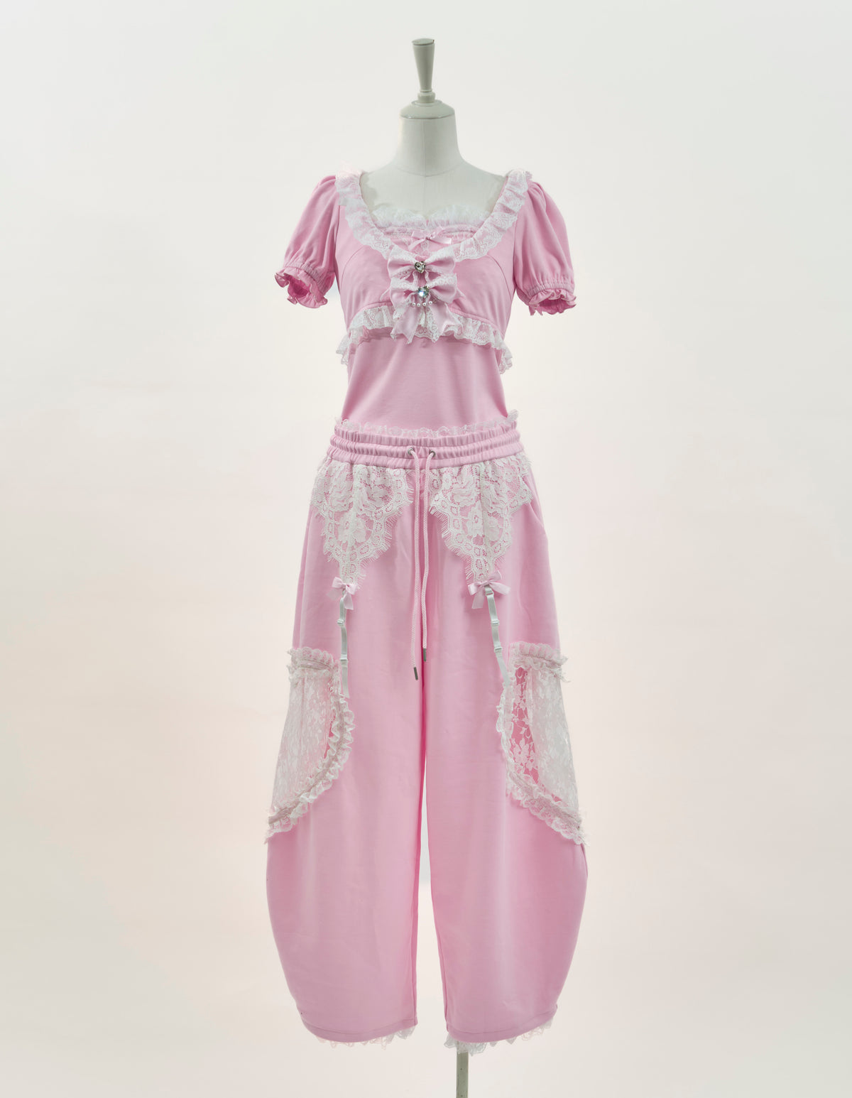 AVENCHUMU Lace hearts garter sweat pants