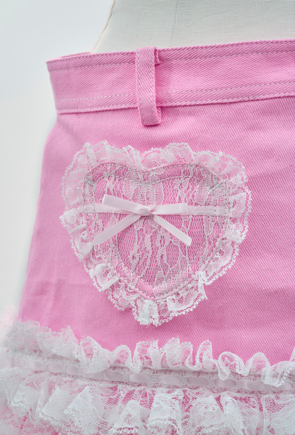 AVENCHUMU Lace frill ribbon denim skirt