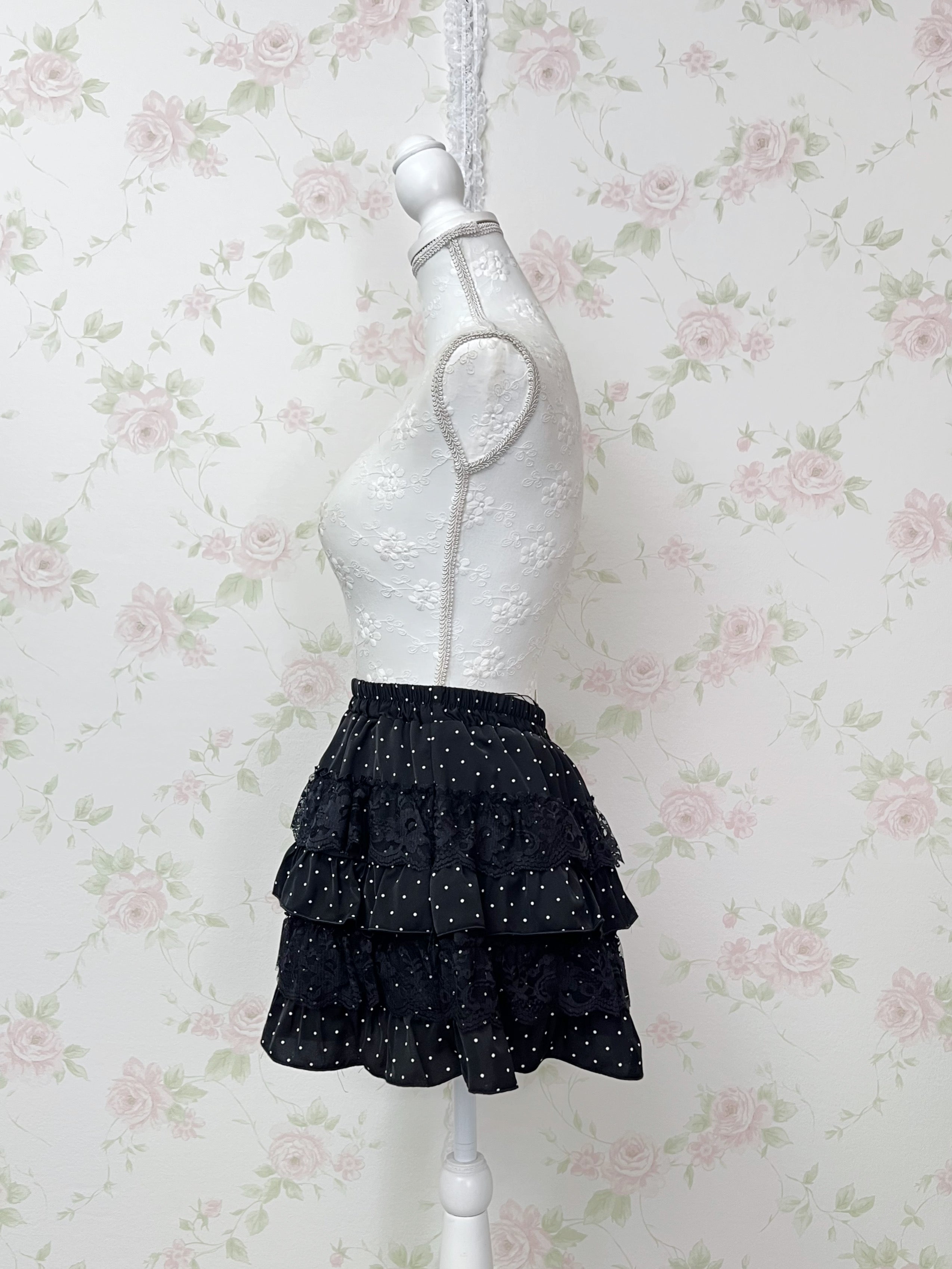 Tiered Lacy Polka Dot Skirt (White)