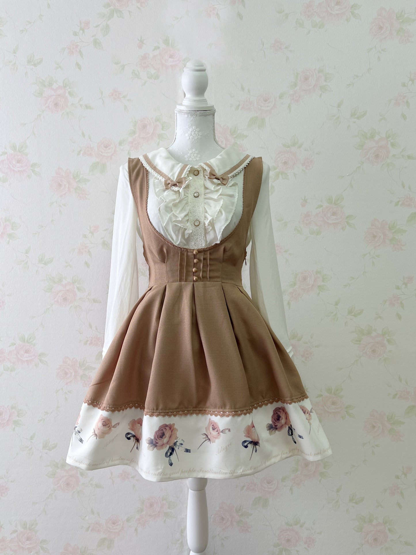 LIZ LISA Side Bow Long Sleeved Blouse
