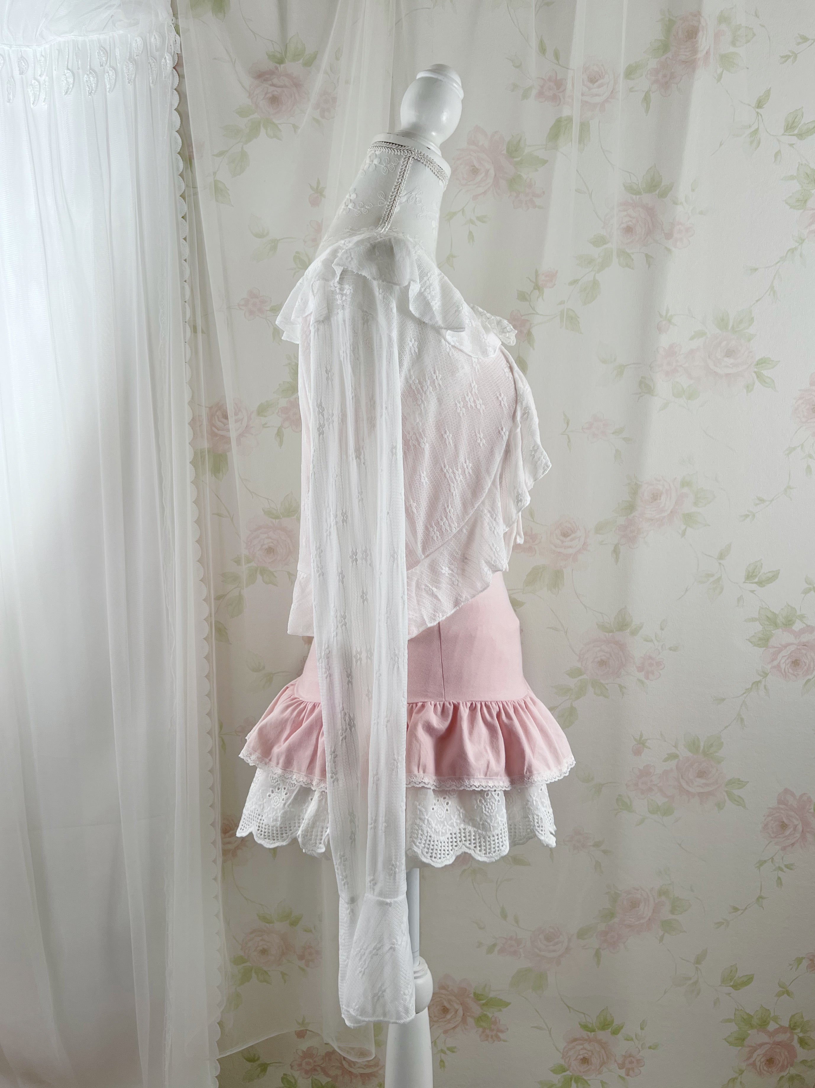 (Pre-order) passion room Cici Cami Top