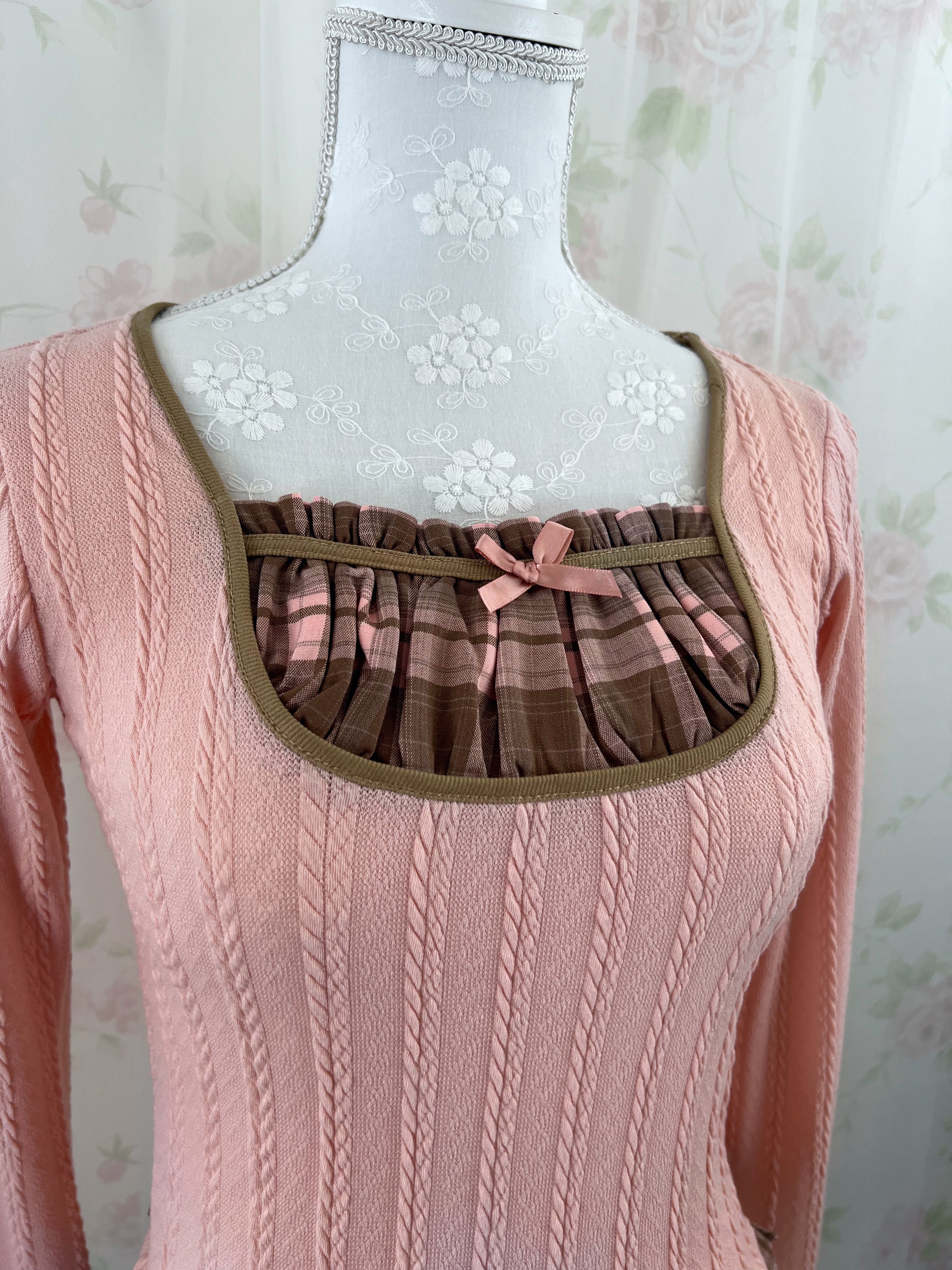 (Pre-order) Evori Glow Berry Long Sleeved Top