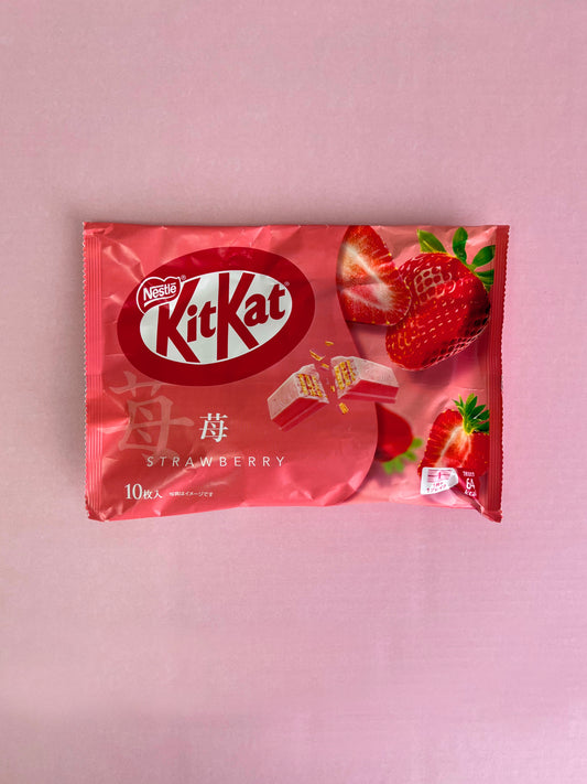 Nestle KitKat Strawberry Chocolate Wafer Biscuits