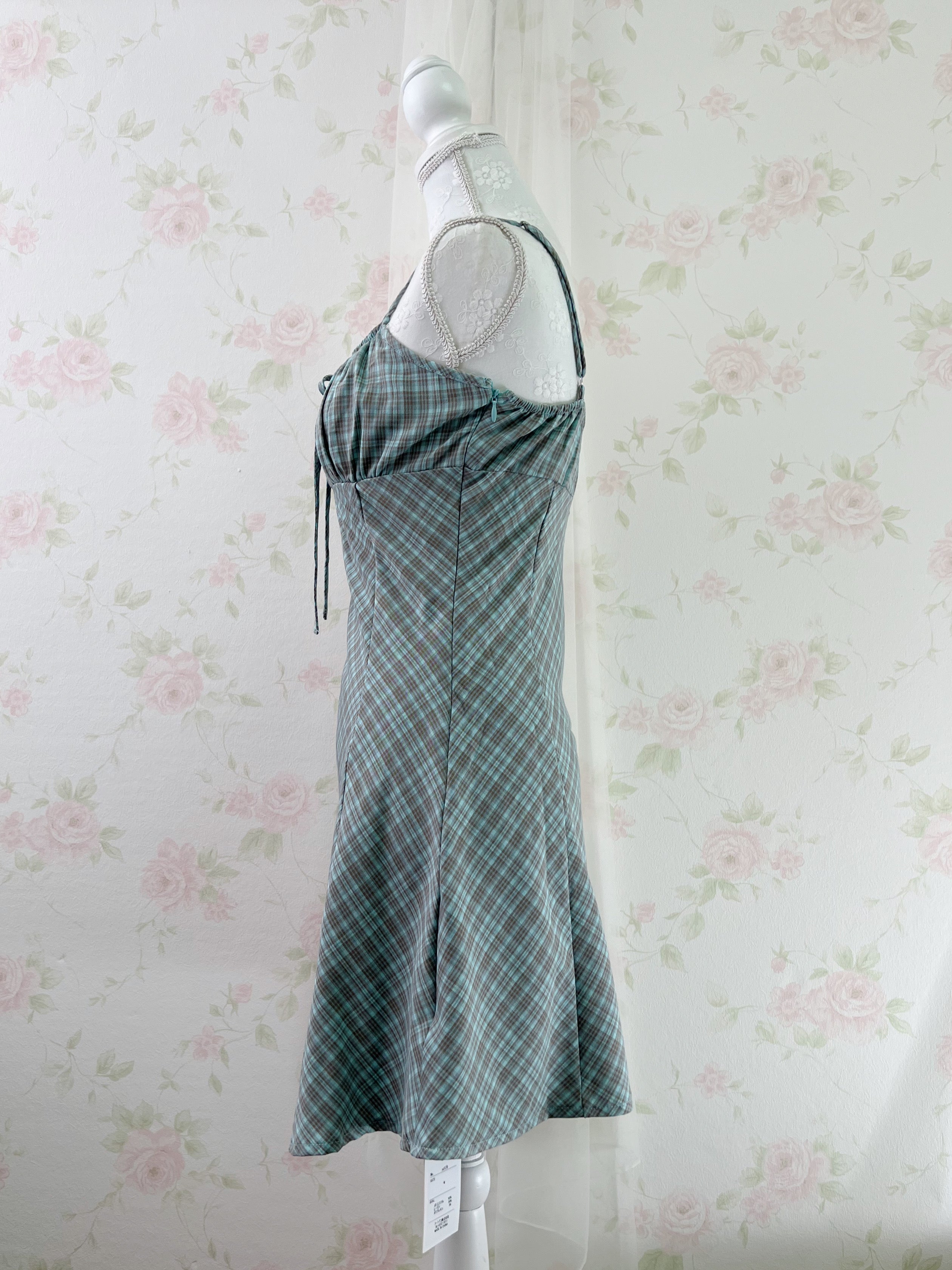 GRL Camisole Tight Flare Camisole Dress (Choco Mint)