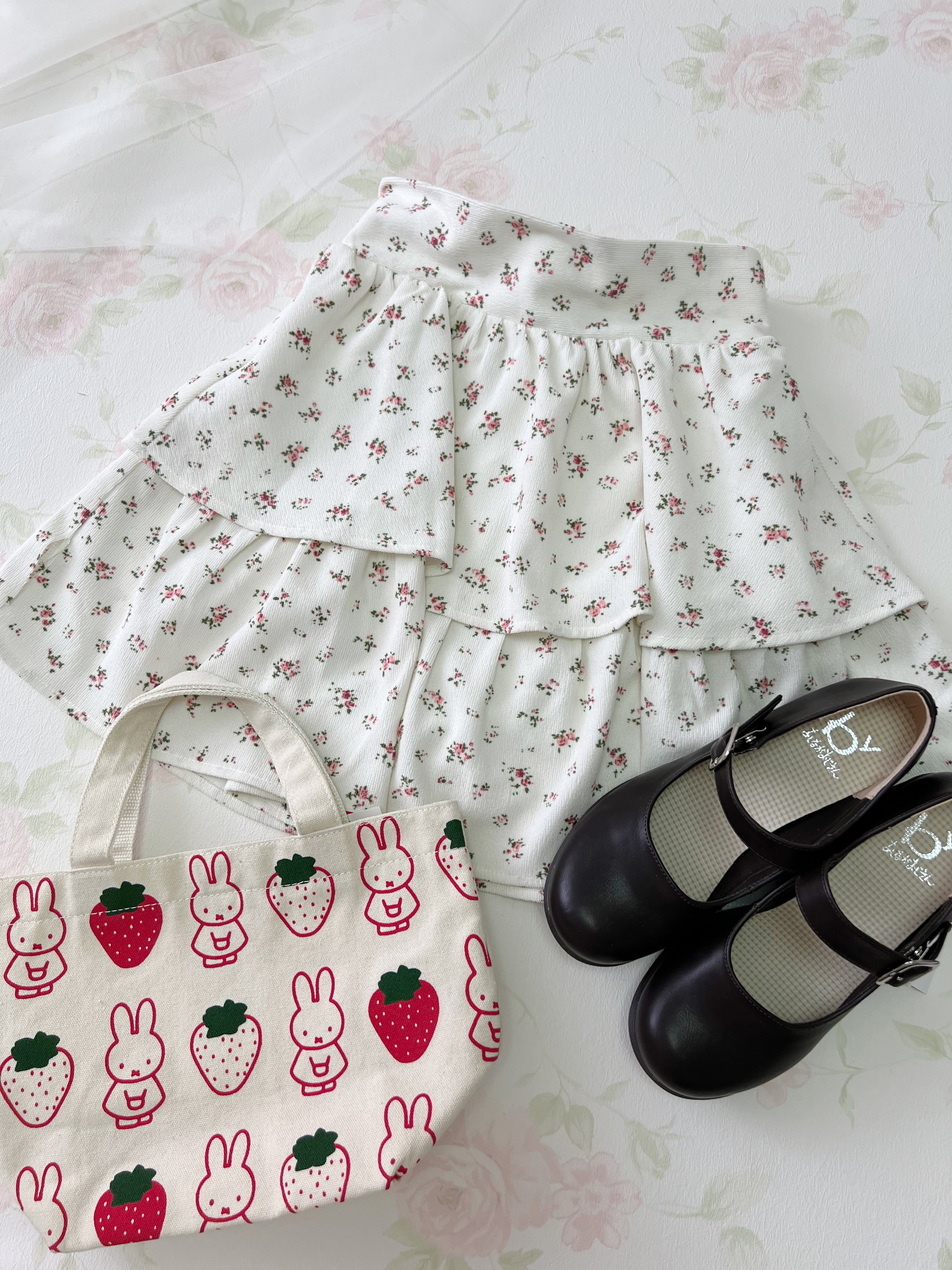 Petite Floral Layered Skirt (white)