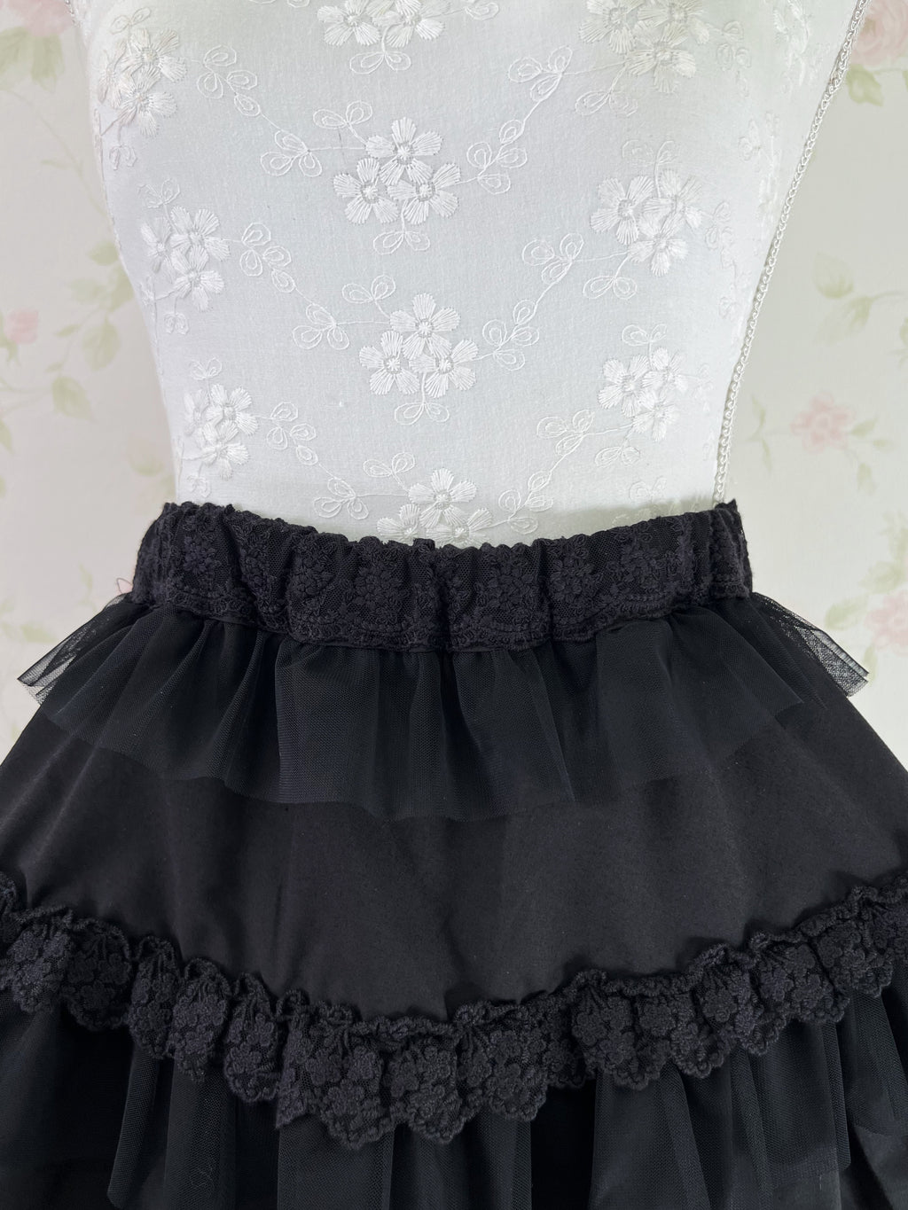 Tulle Lace Shoujo Skirt (Black)