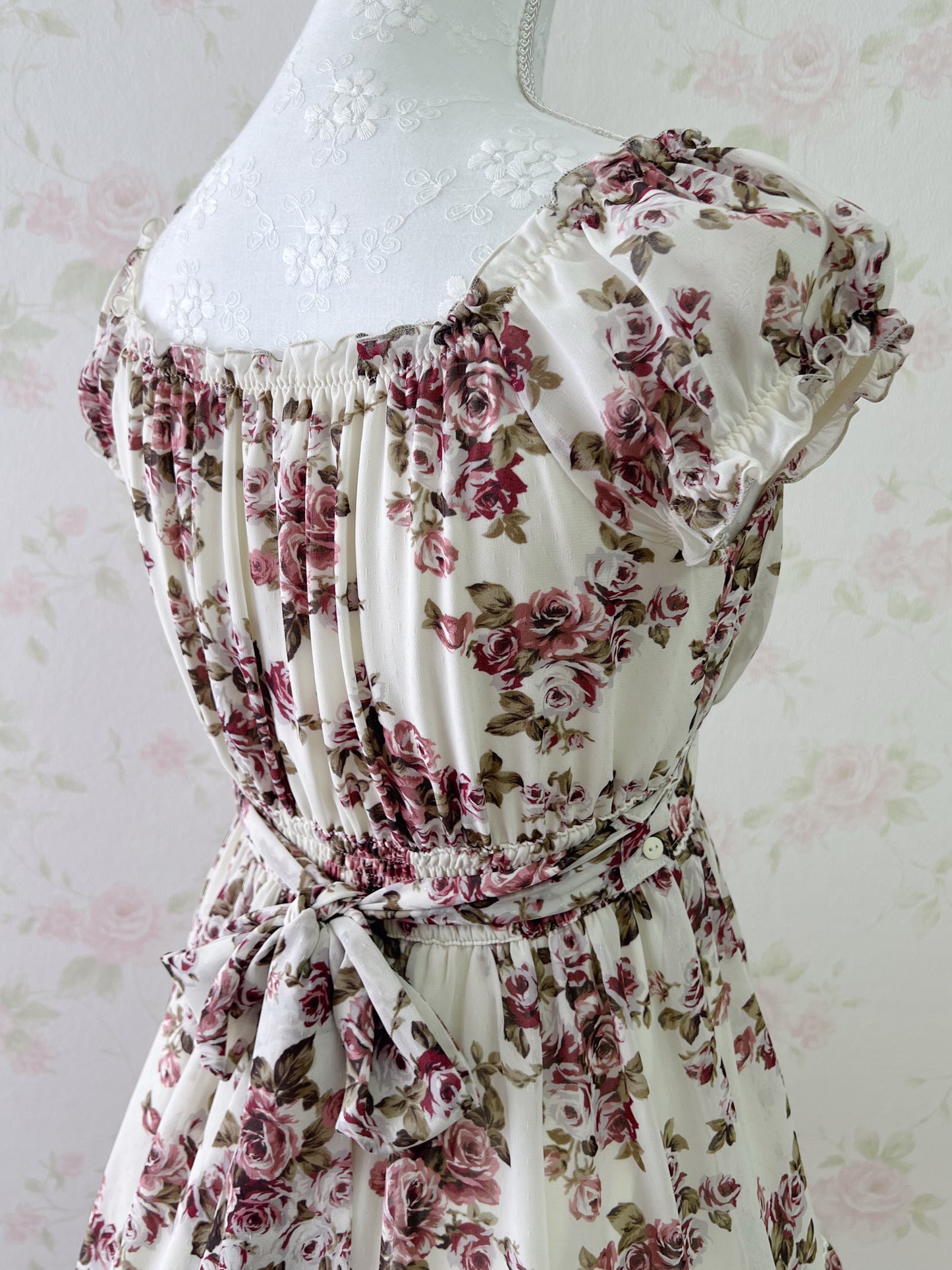L’EST ROSE Classical Rose Chiffon Dress