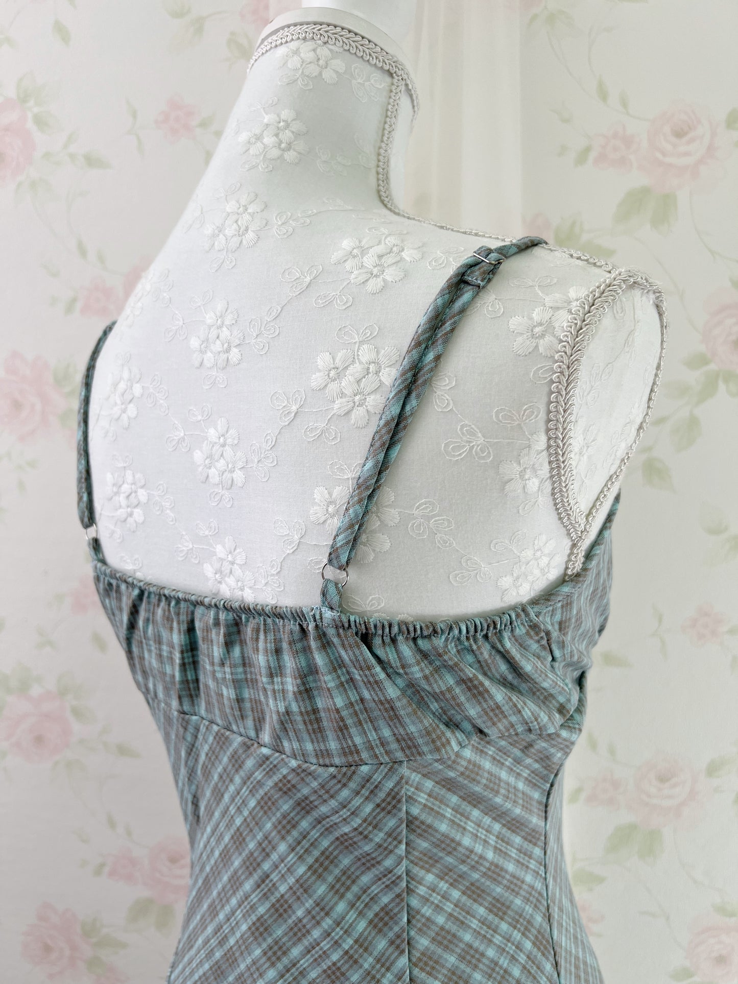 GRL Camisole Tight Flare Camisole Dress (Choco Mint)
