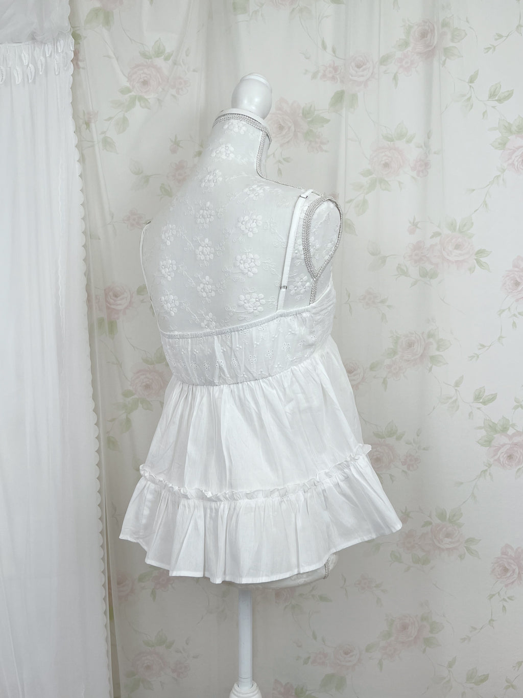 1998beforethedawn 1998beforethedawn Esme Cami Top (White)