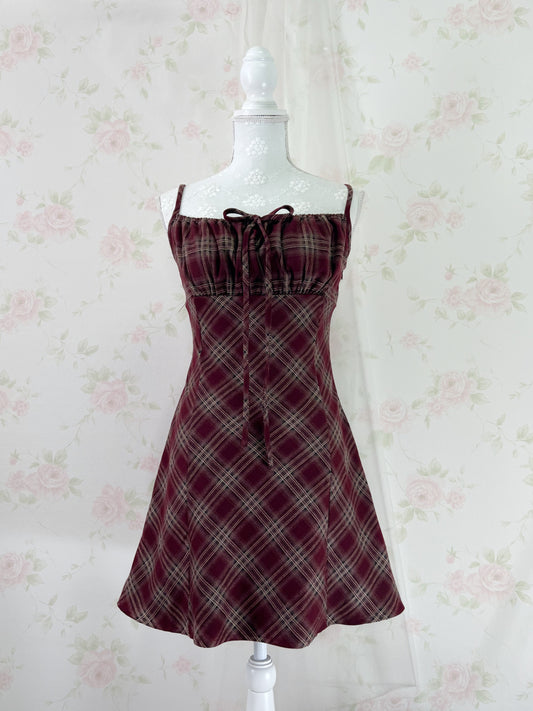 Checked York Style Checked Dress (Bordeaux)
