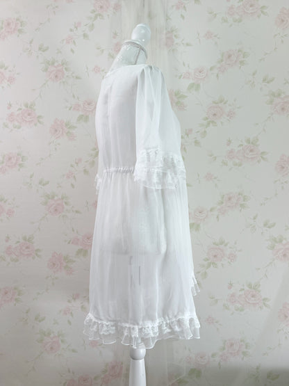 axes femme Princess Tulle Ruffled Gown (White)