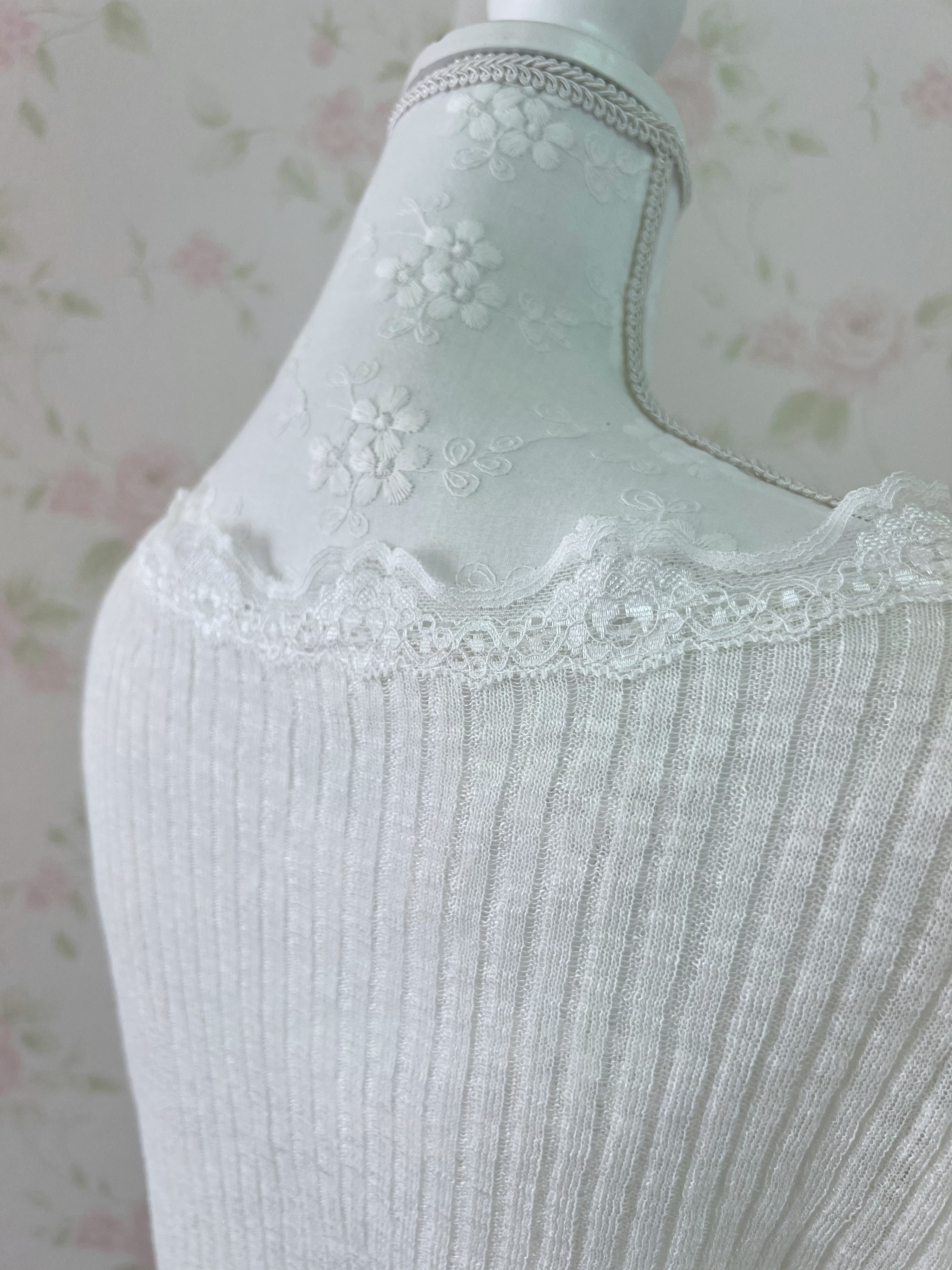 Lacy One Button Cardigan (Ivory)