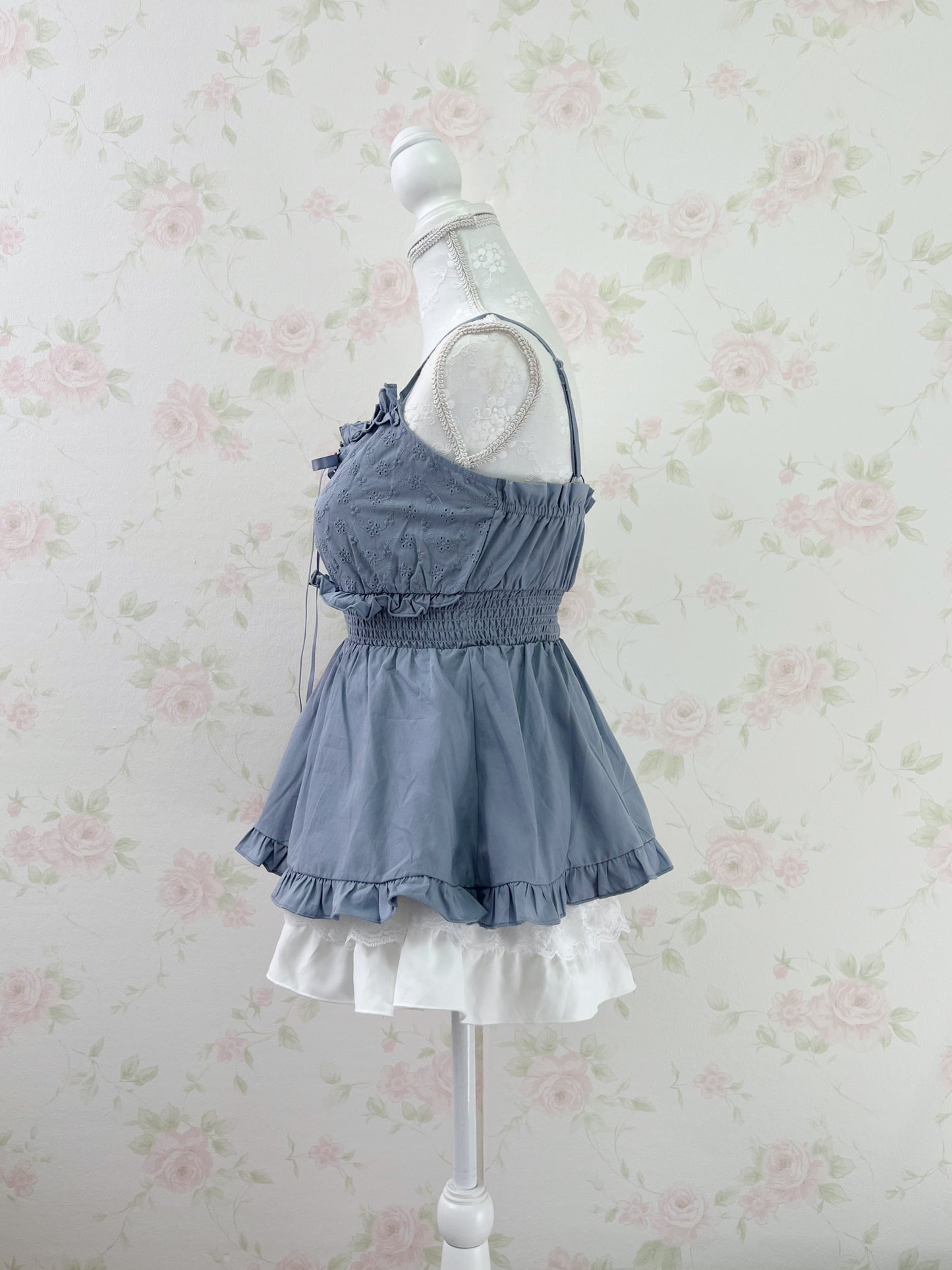 GRL Cotton Floral Embroidery Camisole (Blue)