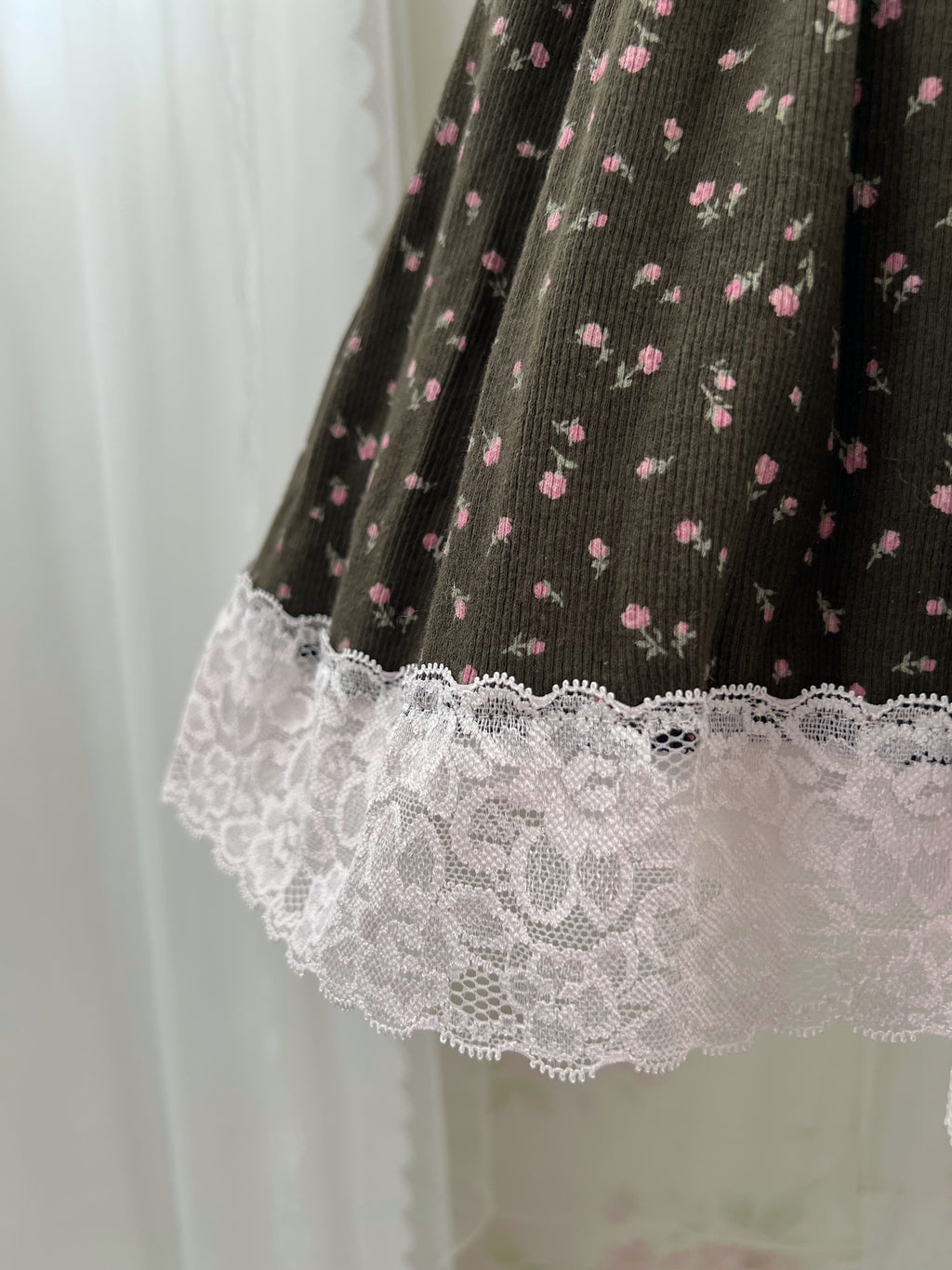 (Pre-order) passion room Petite Floral Doll Dress (Brown)