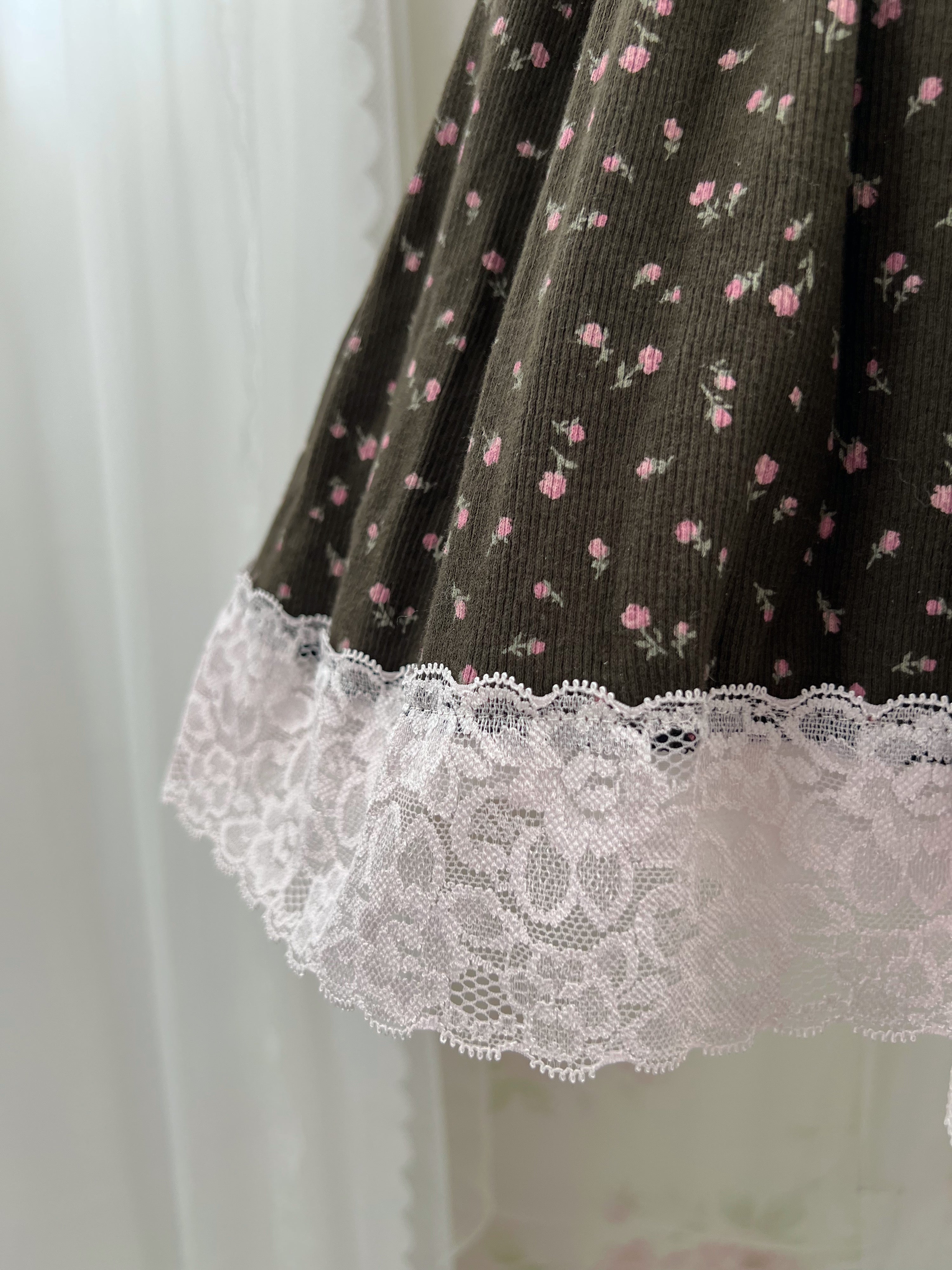 (Pre-order) passion room Petite Floral Doll Dress (Brown)