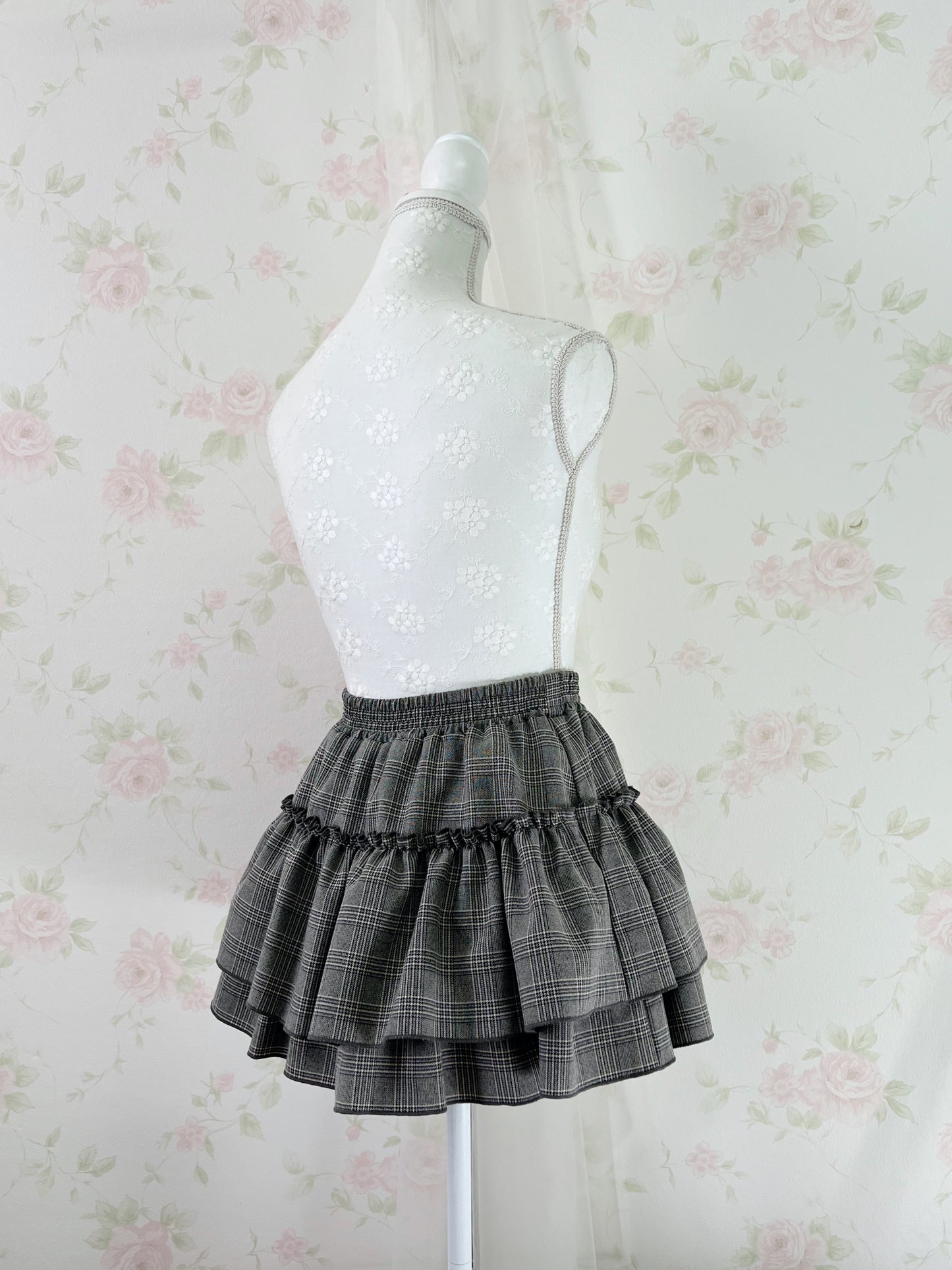 GRL 2 Layered Checked Skirt (Gray)