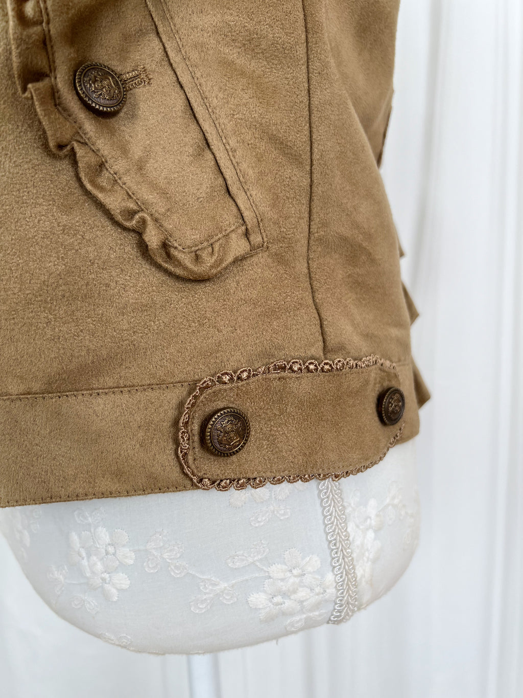 axes femme Suede Back Frilled Jacket