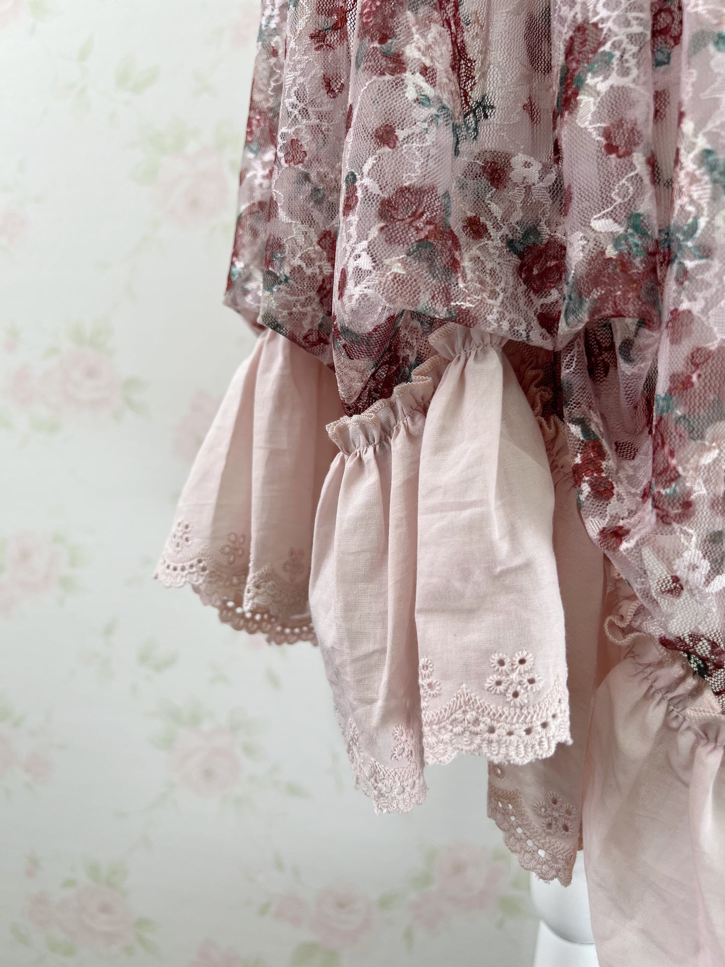 axes femme Floral Laced Up Tunic Top