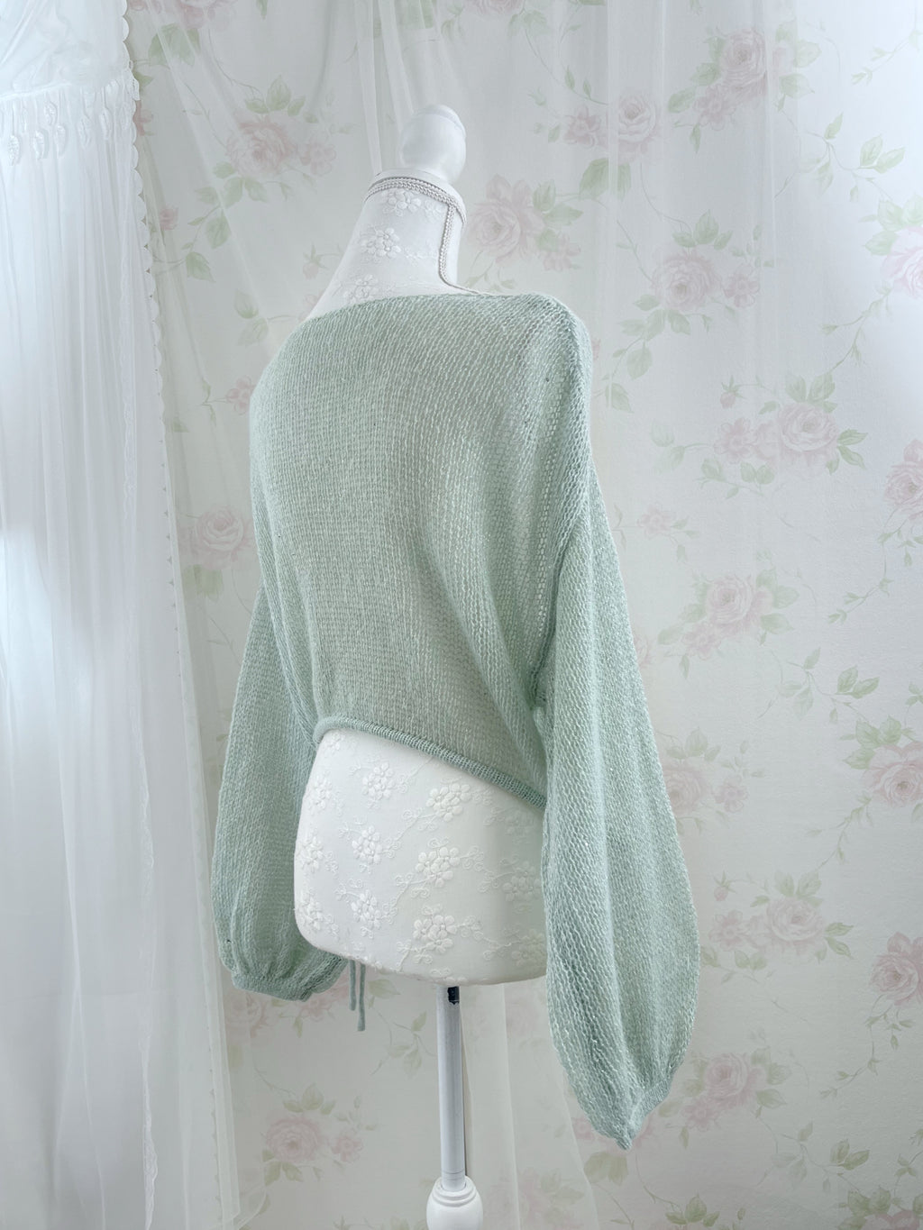 Side String Loose Sleeve Sweater (Mint green)