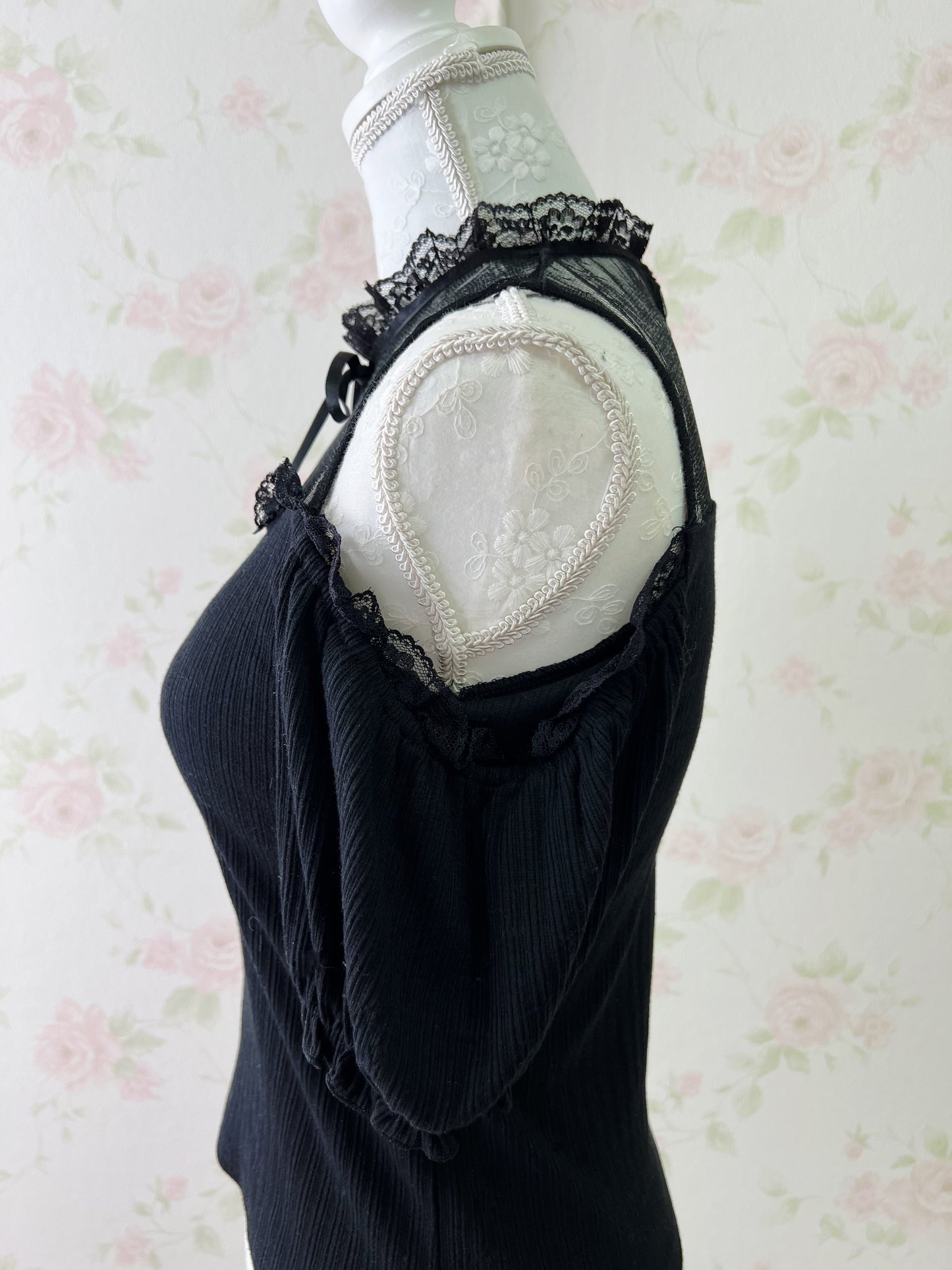 Ank Rouge Off Shoulder Tulle Top (Black)