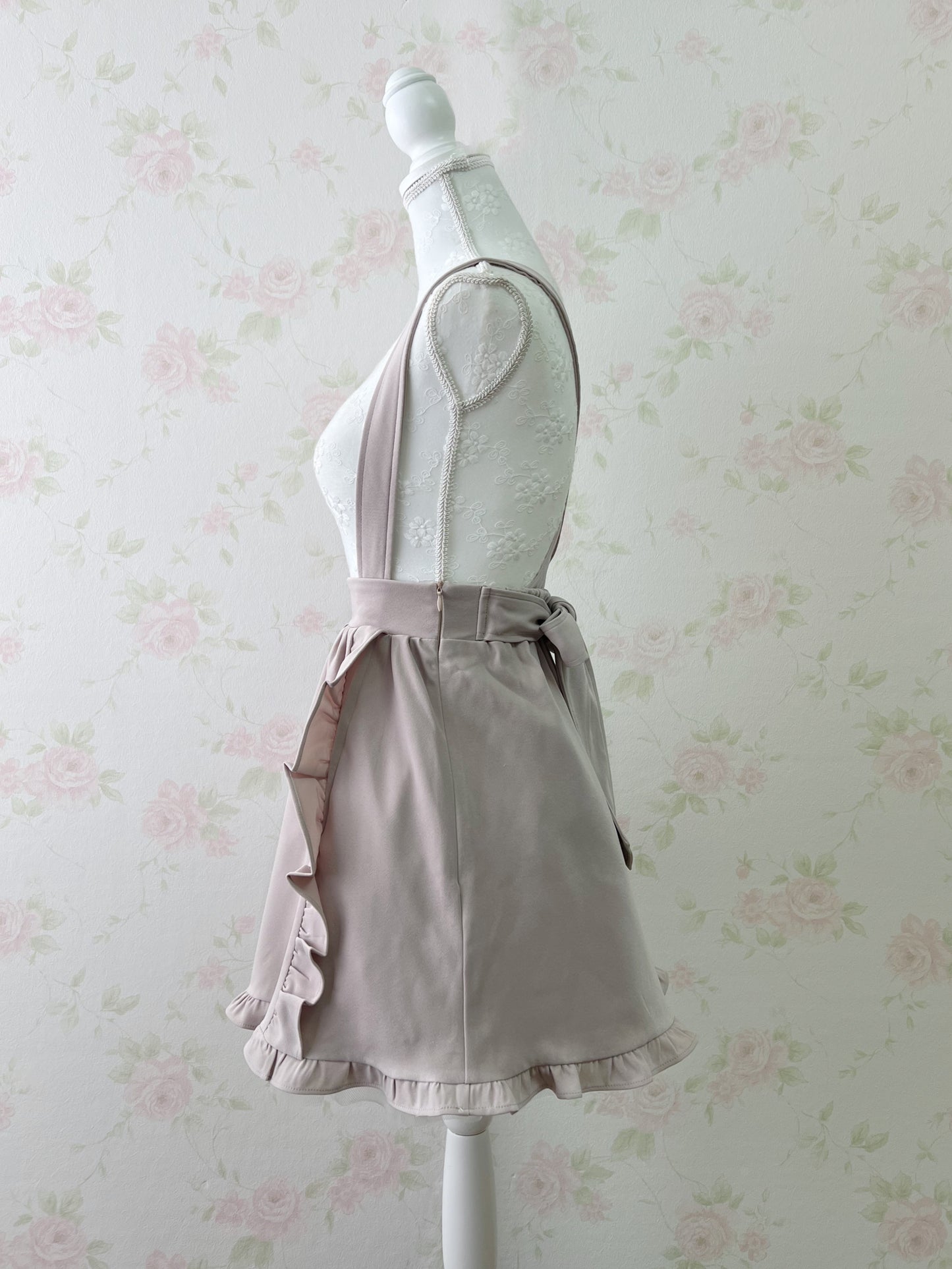 ROJITA Ruffled Jumper Skirt (Beige)