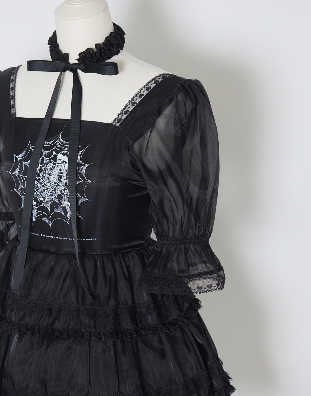 AVENCHUMU Frill choker sheer tiered illustration Dress