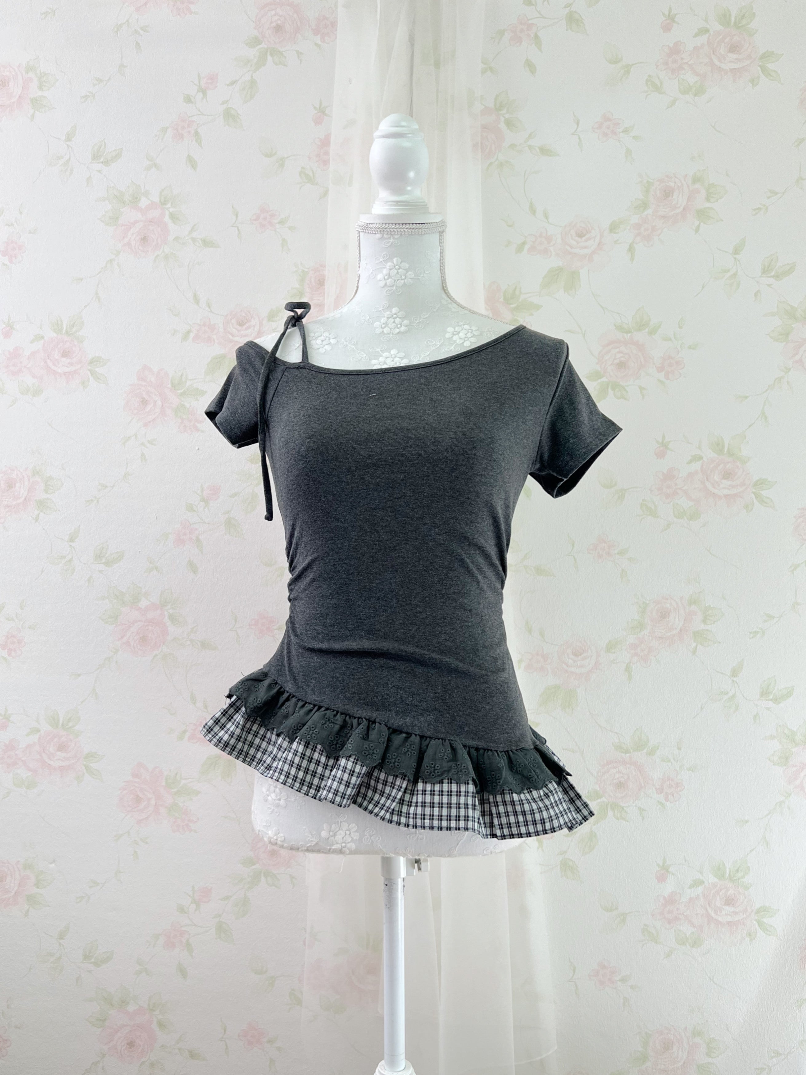 Checked Ruffled Hem One Shoulder T-shirt