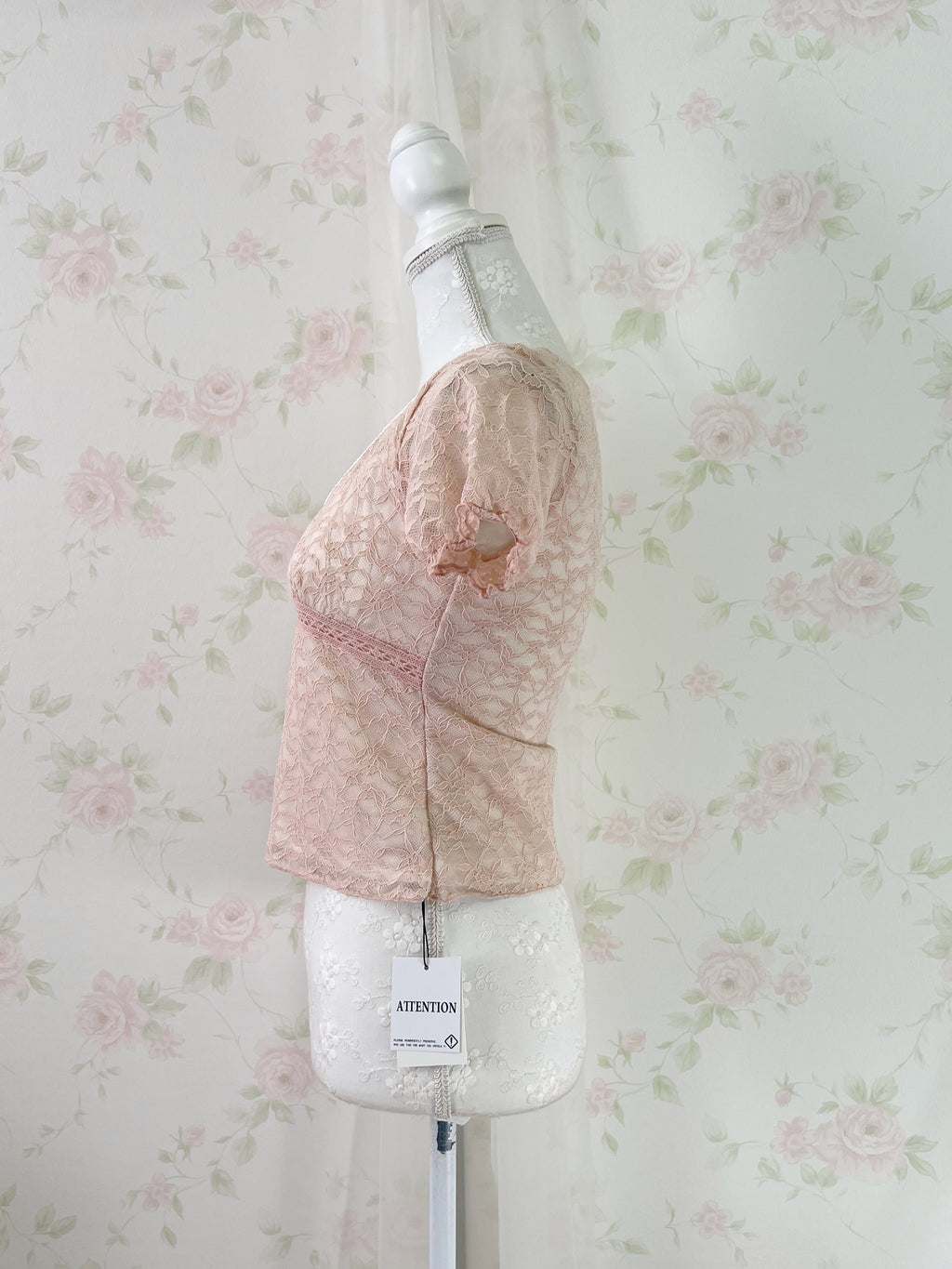 Lacy Shoujo T-Shirt (Peach Pink)