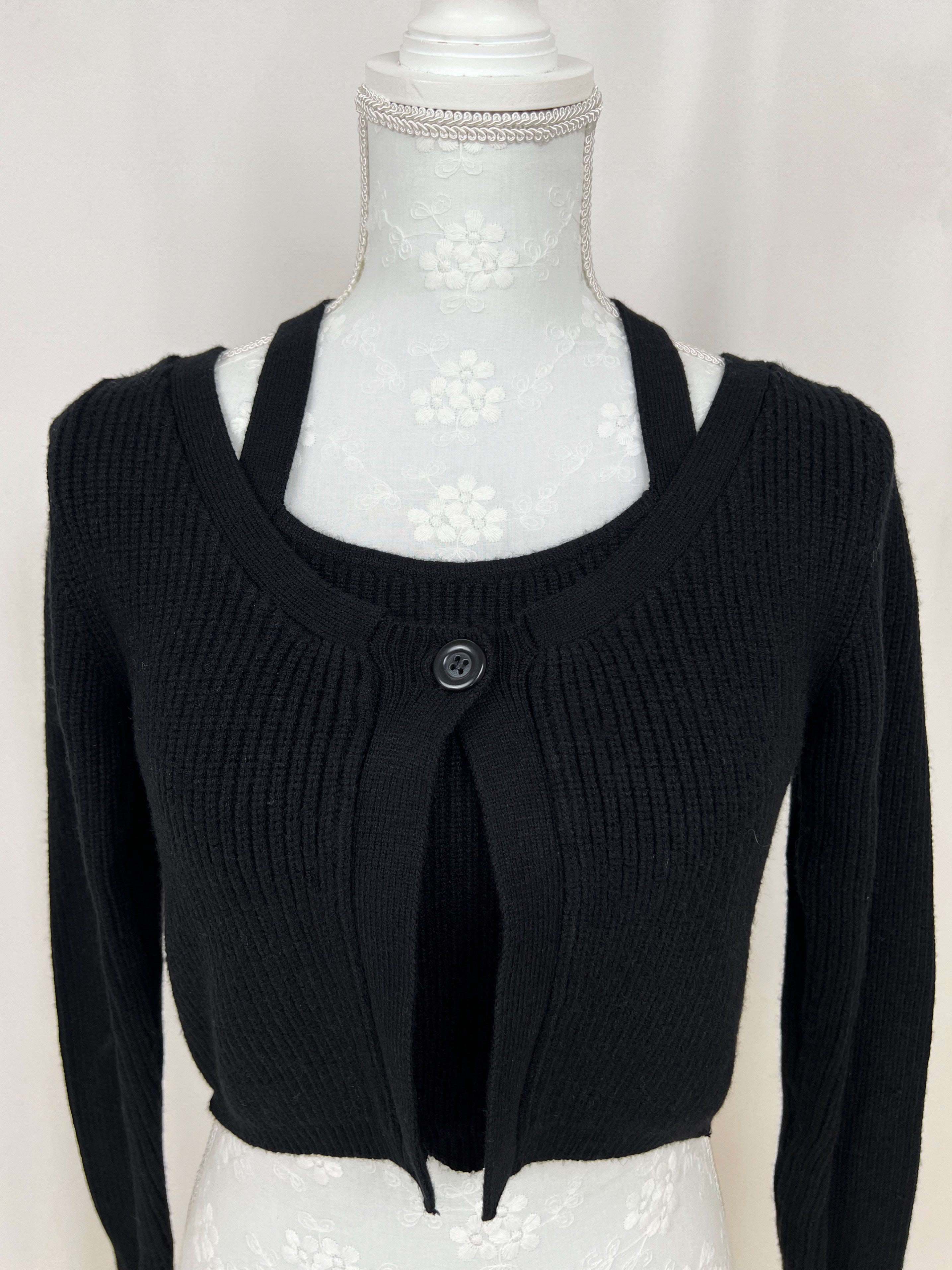 RESEXXY Halter Neck Top Attached Cardigan