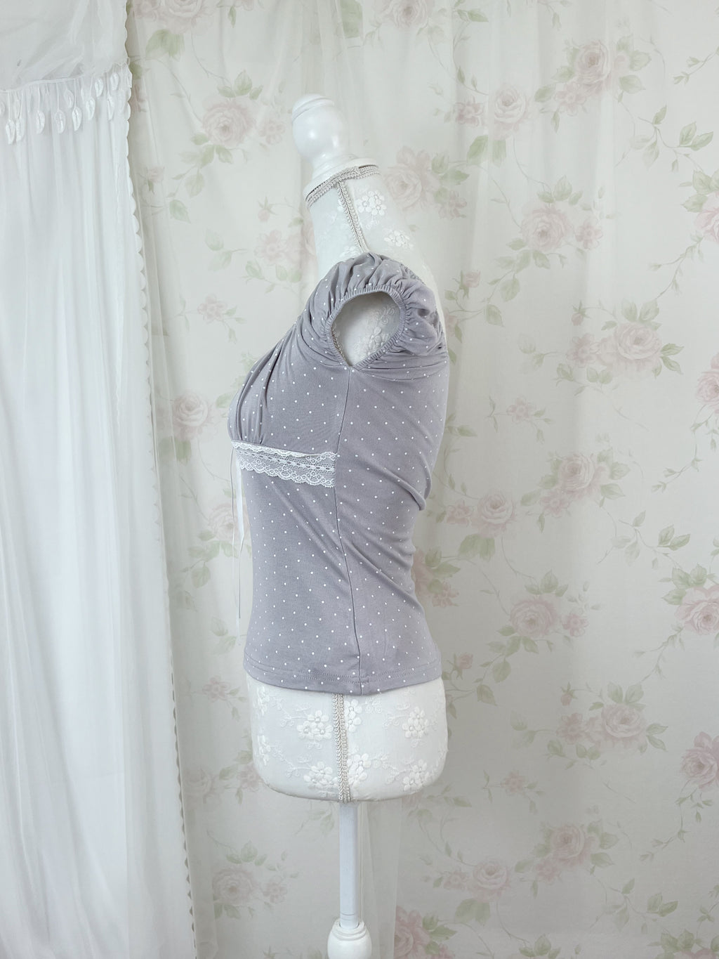 Polka dot Shoujo Gather Front T-shirt (Gray)