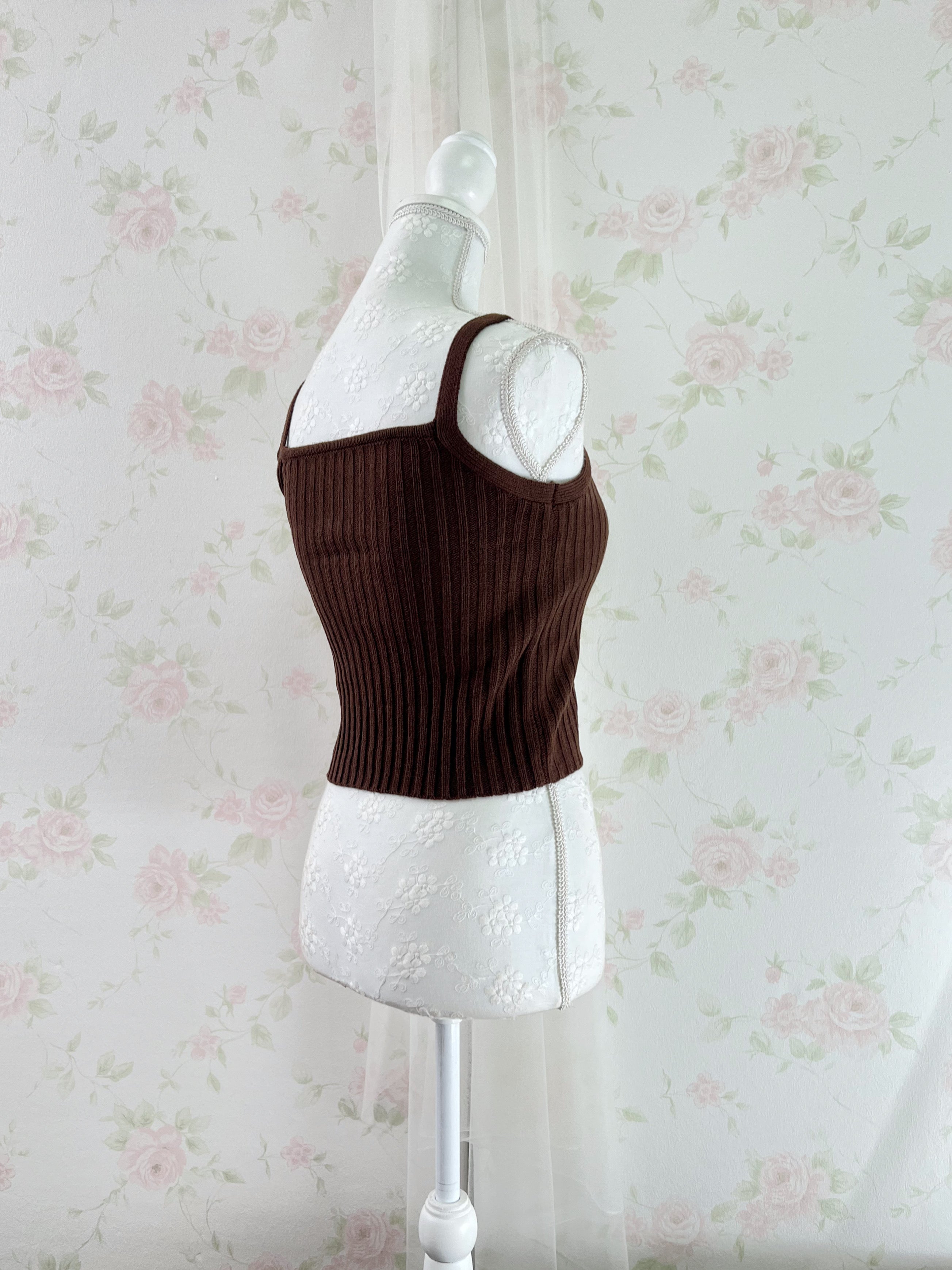 Ruffled Hem Knitted Camisole Cardigan Set (Chocolate)