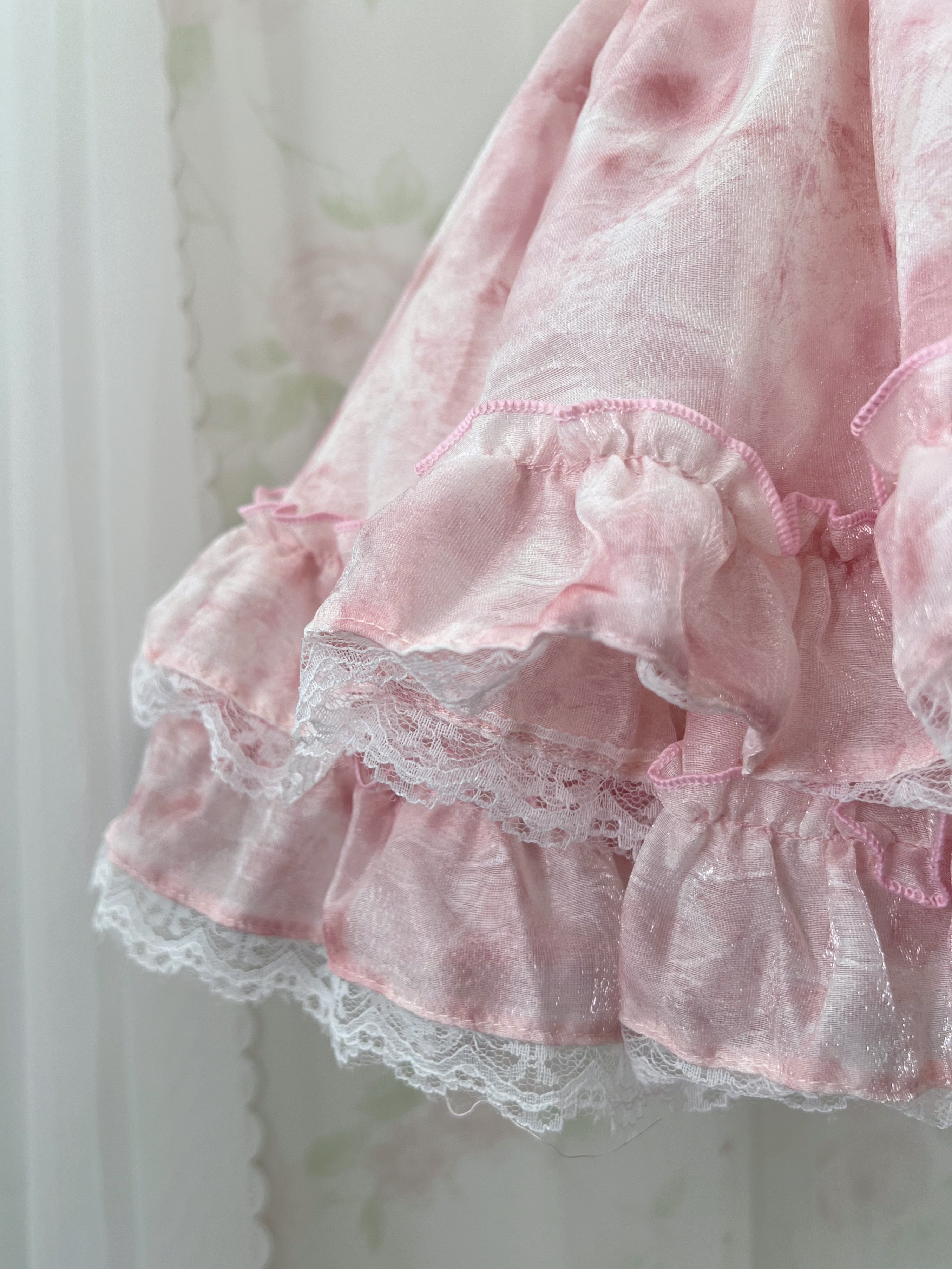 (Pre-order) Evori Glow Cotton Candy Skirt
