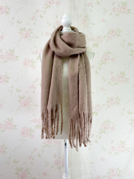 GRL Marshmallow Scarf (Milk Chocolate)