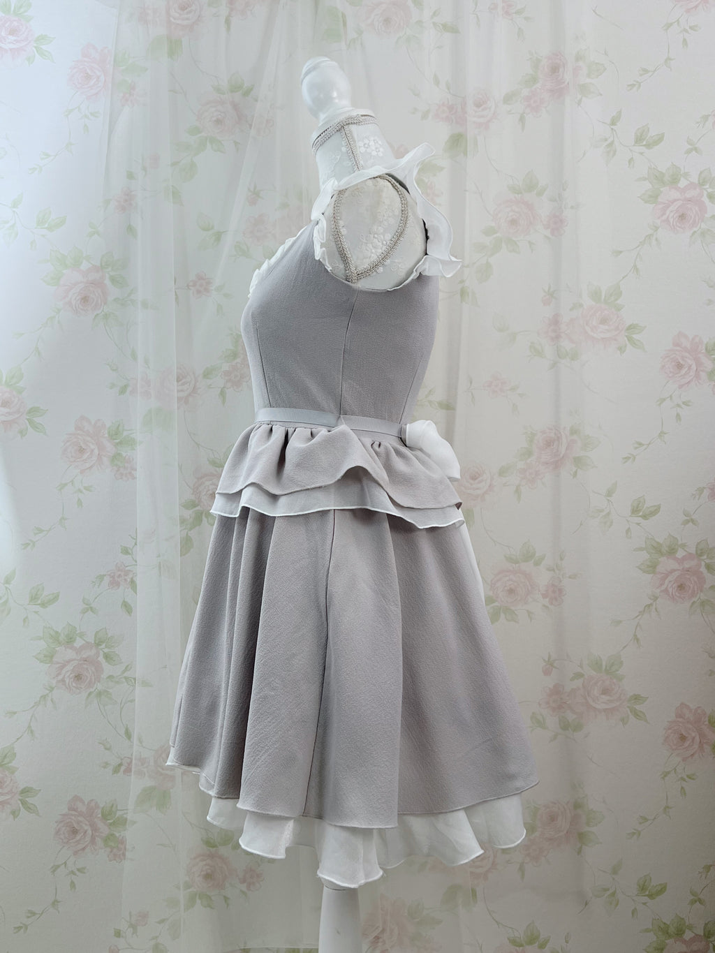 mon Lily Frilled Back Bow Dress (Gray)