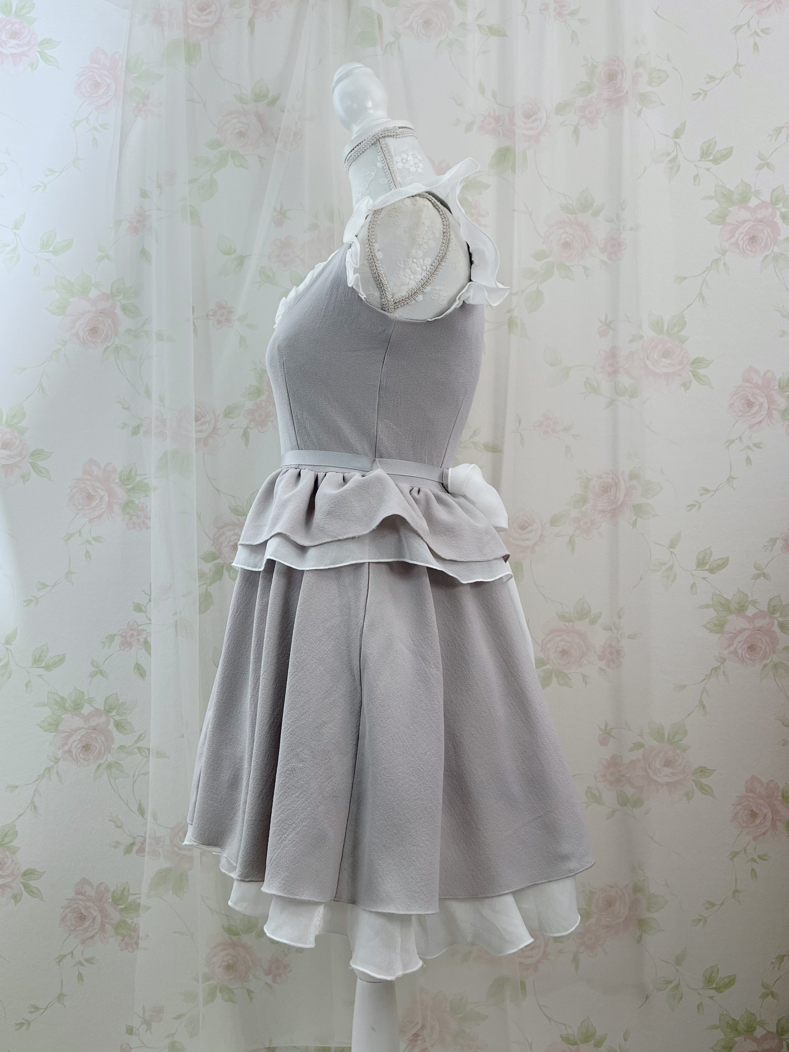 mon Lily Frilled Back Bow Dress (Gray)