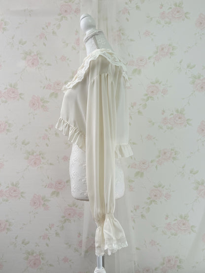 axes femme Lacy Bolero Blouse (Ivory)