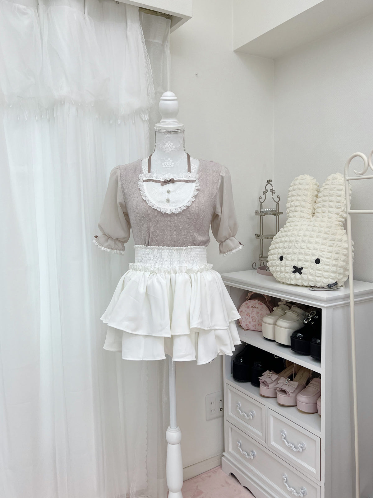 Tiered Mini Sukapan (white)