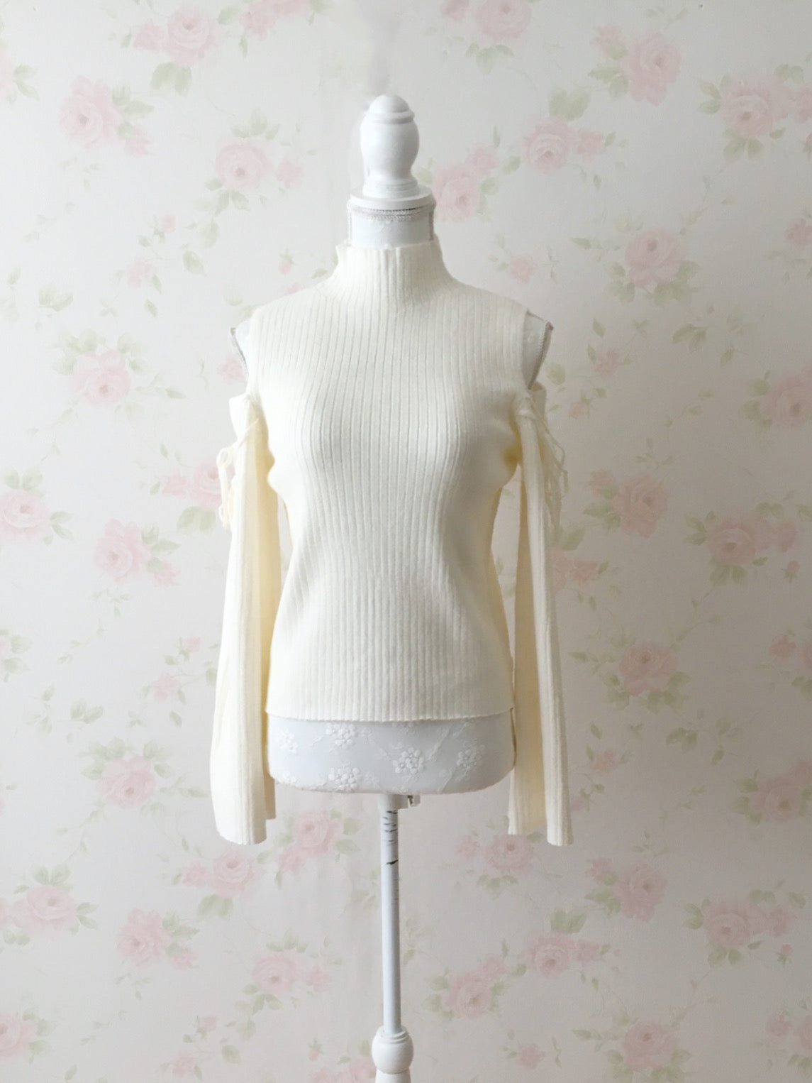 String Sweater Open Shoulder String Sweater (Ivory) – MultiPal Store