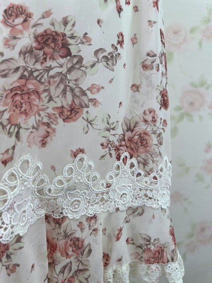 L'EST ROSE Front Lace Floral Dress
