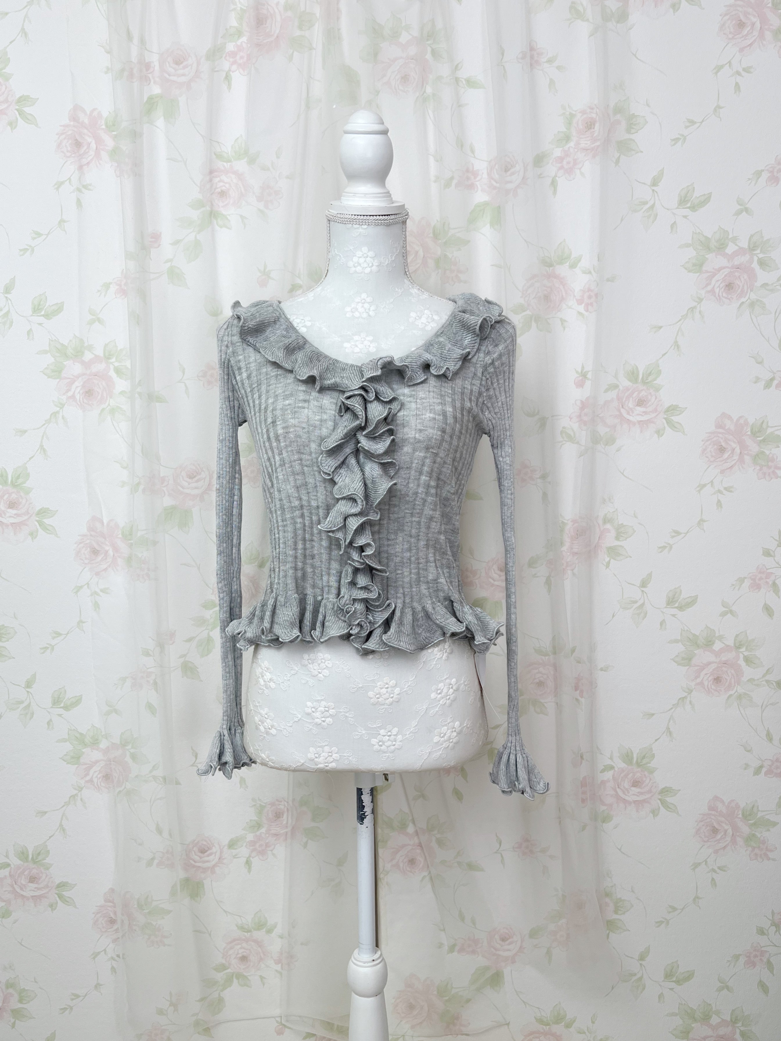 TITTY&CO. Ruffled Hem Whimsical Cardigan (Gray)