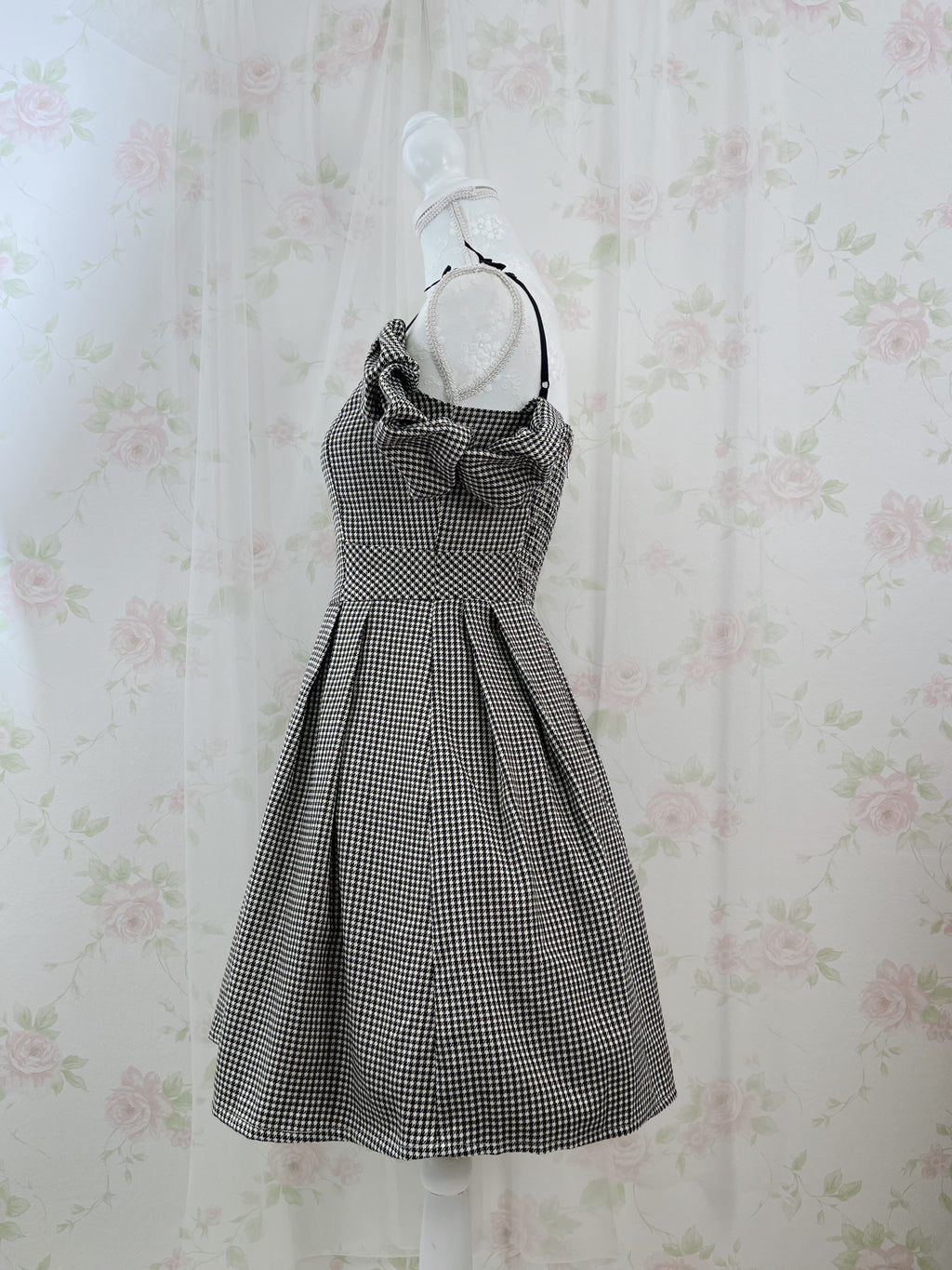 REDYAZEL Checked Off Shoulder Petite Bow Dress (Brown)