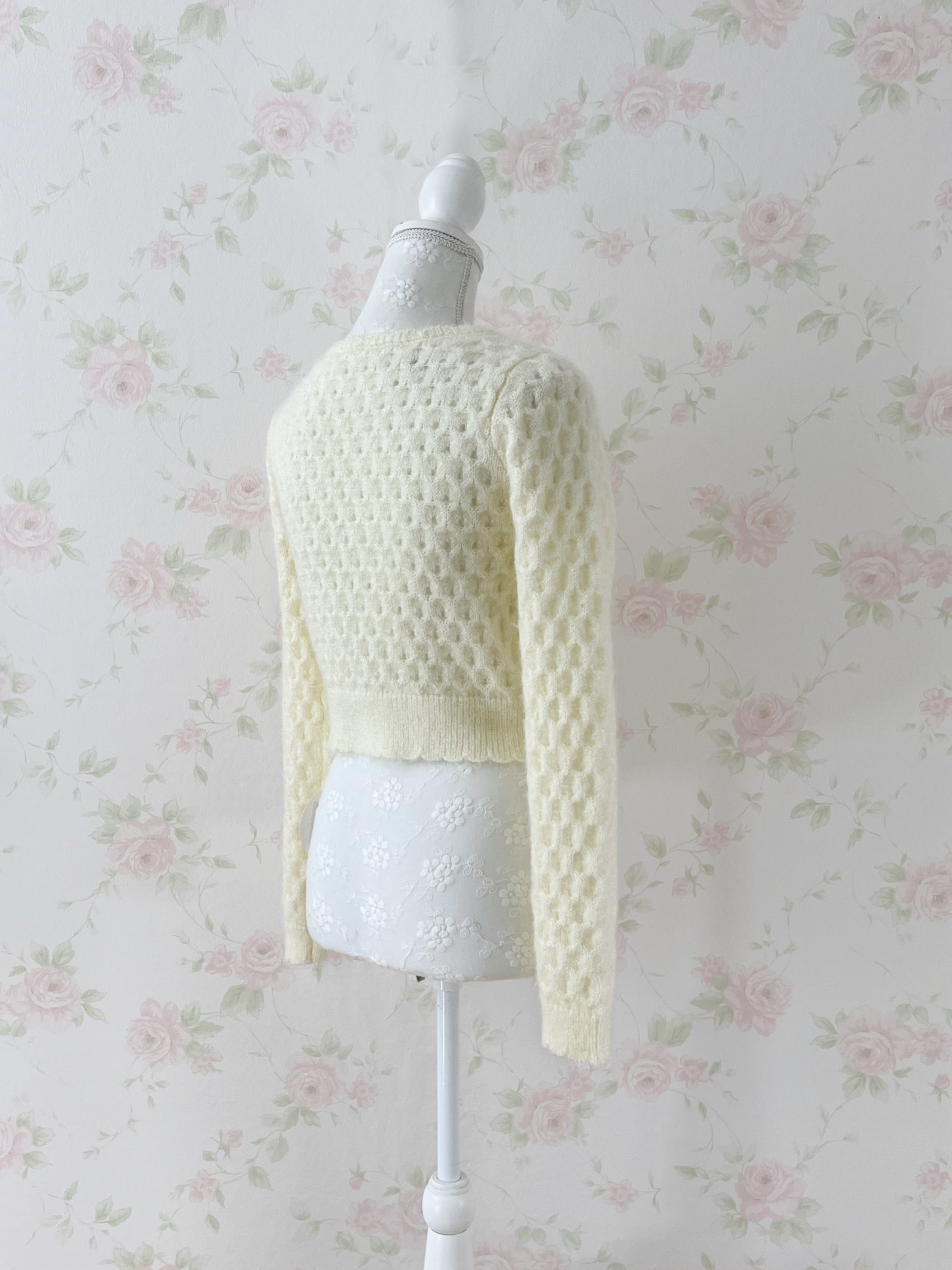 monLily Front Laced Up Sweater (Ivory)