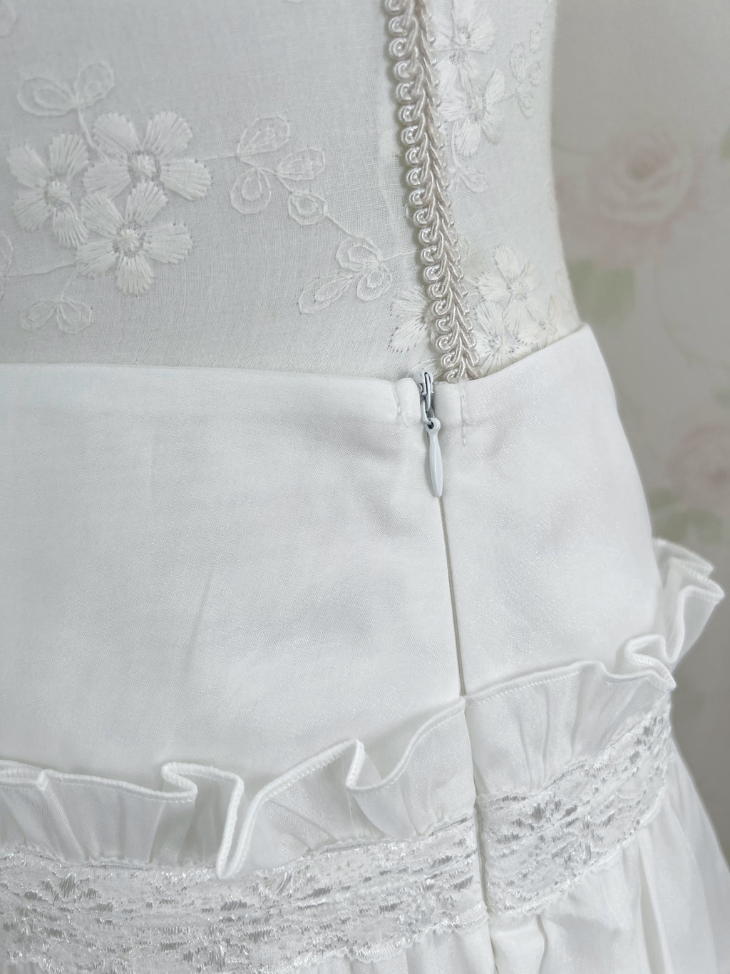 1998beforethedawn Nabi Skirt (White)