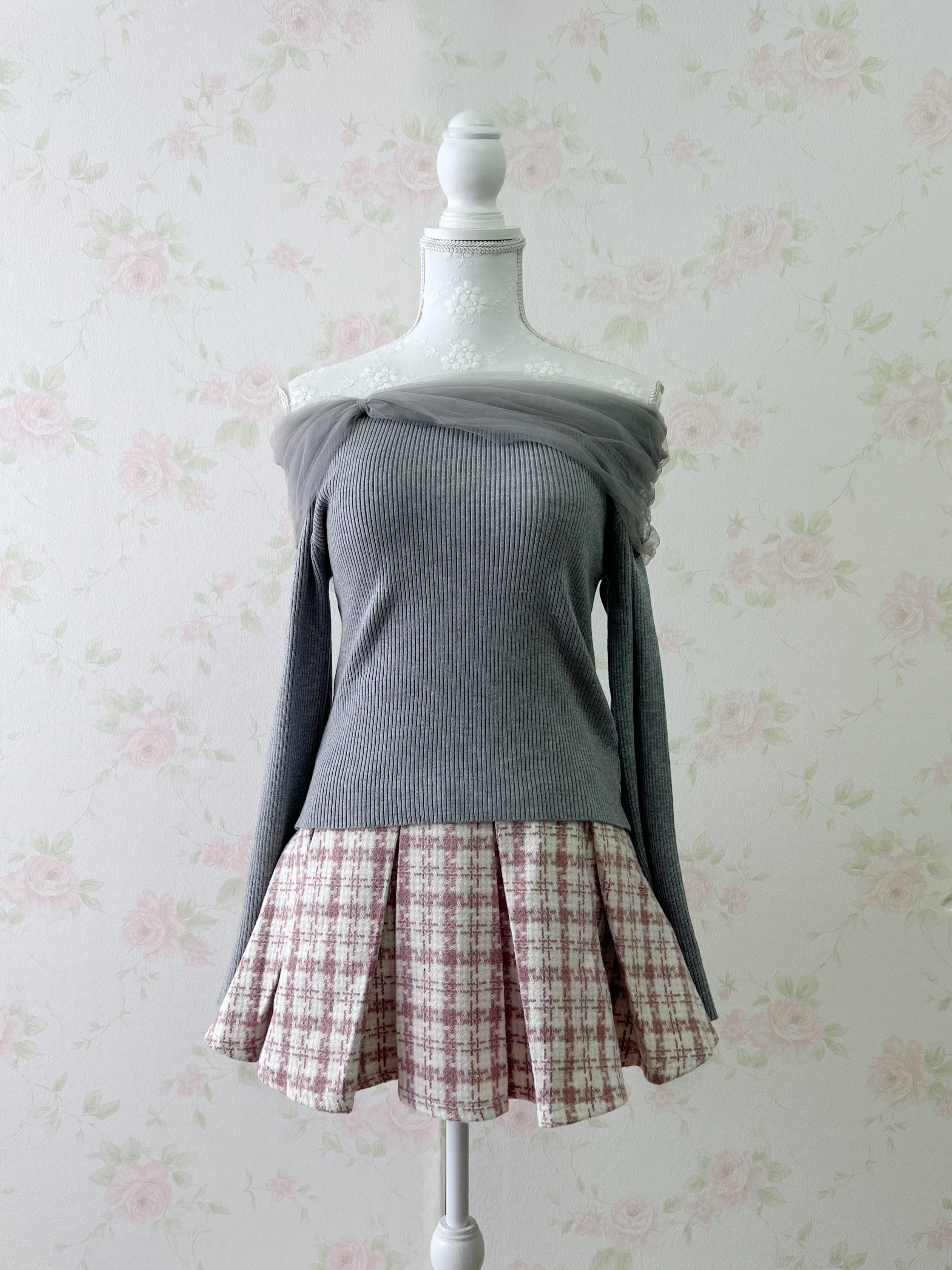 Tulle Shoulder Knit Top (Gray)