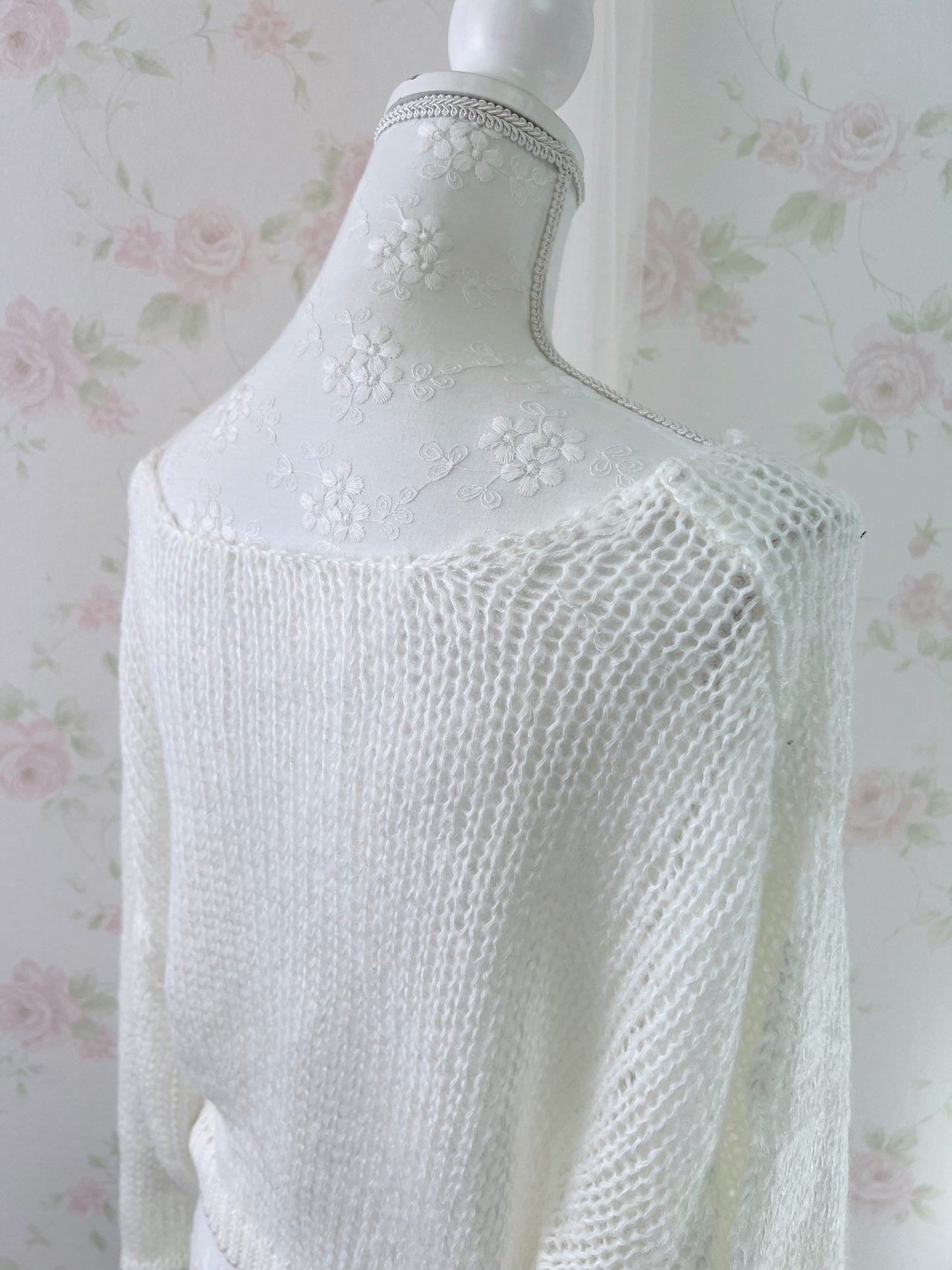 GRL Soft Loose Gyaru Sweater (Ivory)